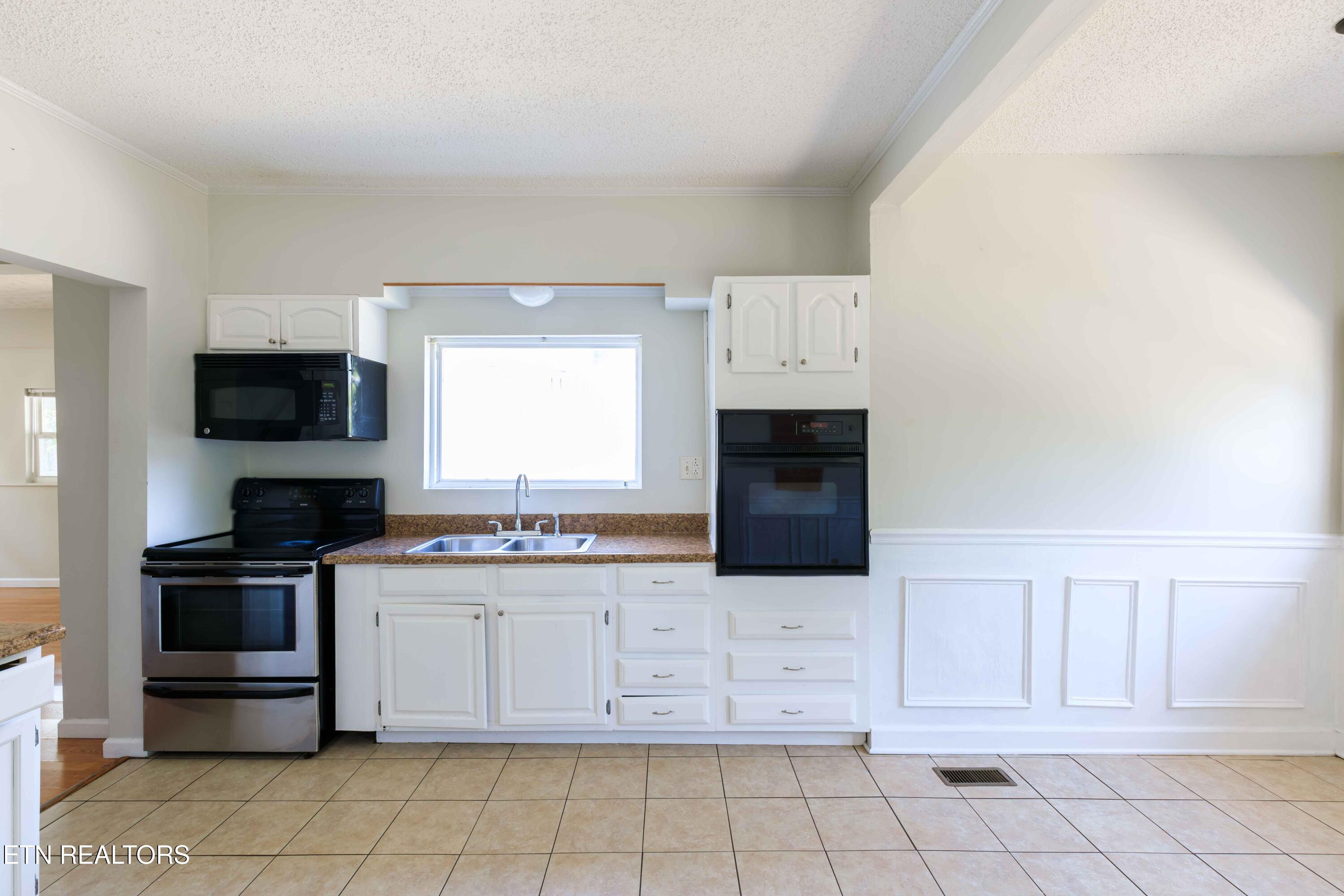 3300 Sevier Avenue Knoxville TN 37920