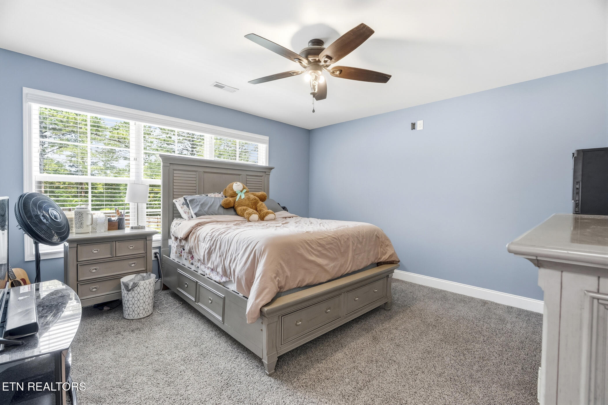 1712 Grand Pine Point Maryville TN 37801