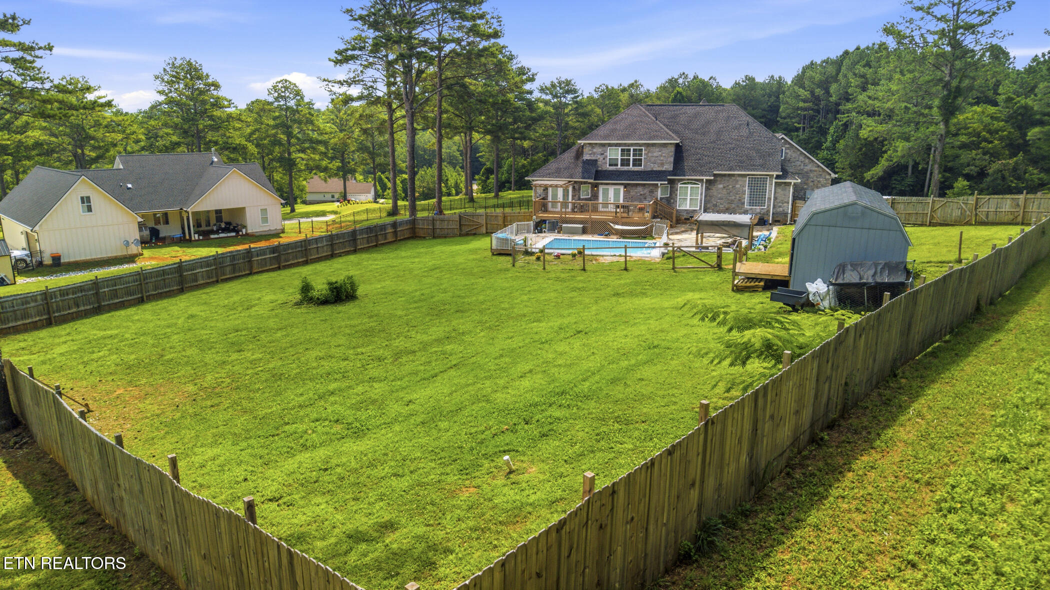 1712 Grand Pine Point Maryville TN 37801