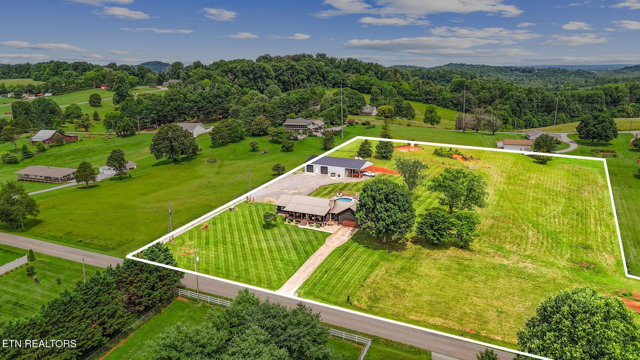 918 Meadow Road Greenback TN 37742