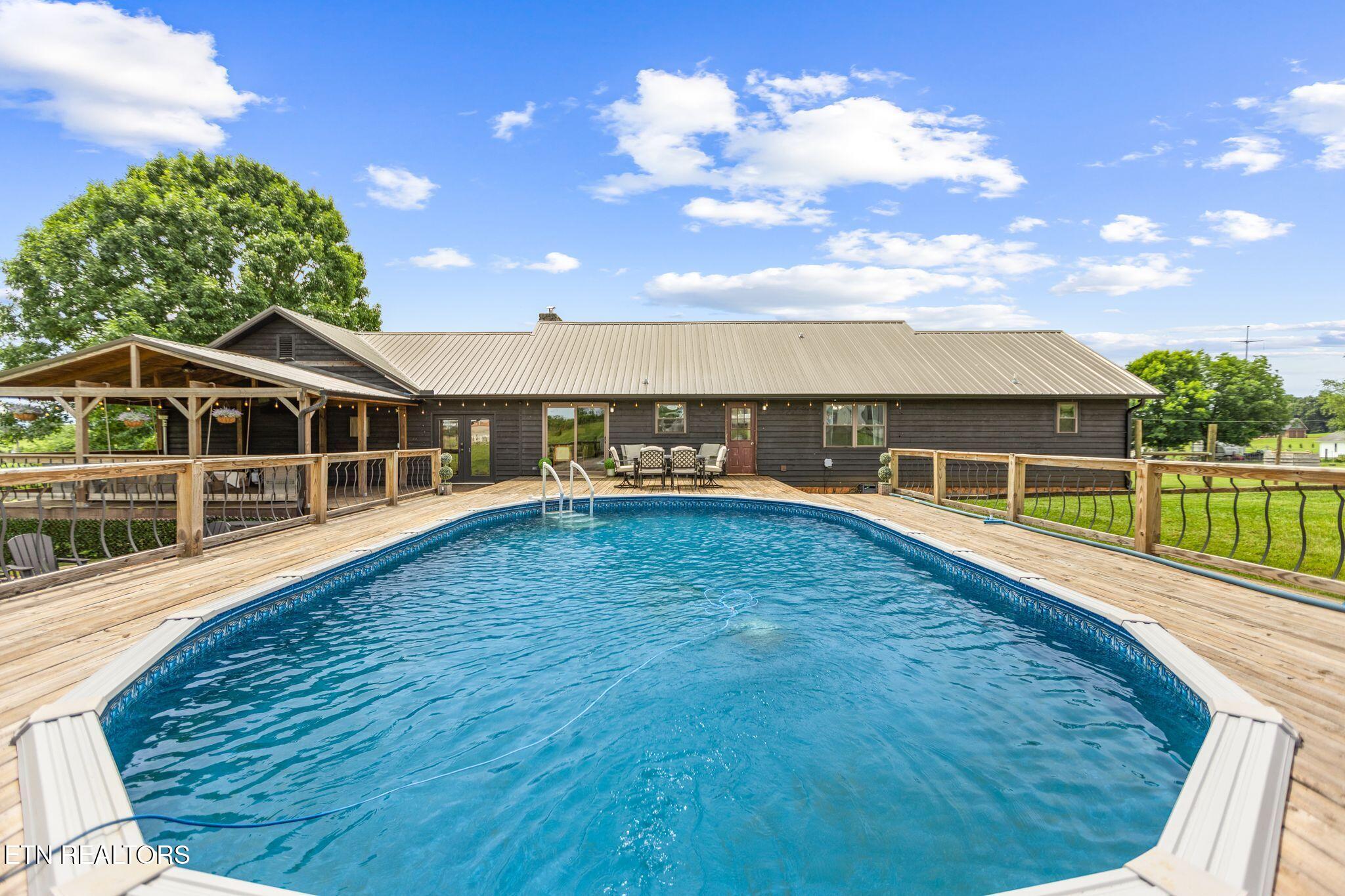 918 Meadow Road Greenback TN 37742