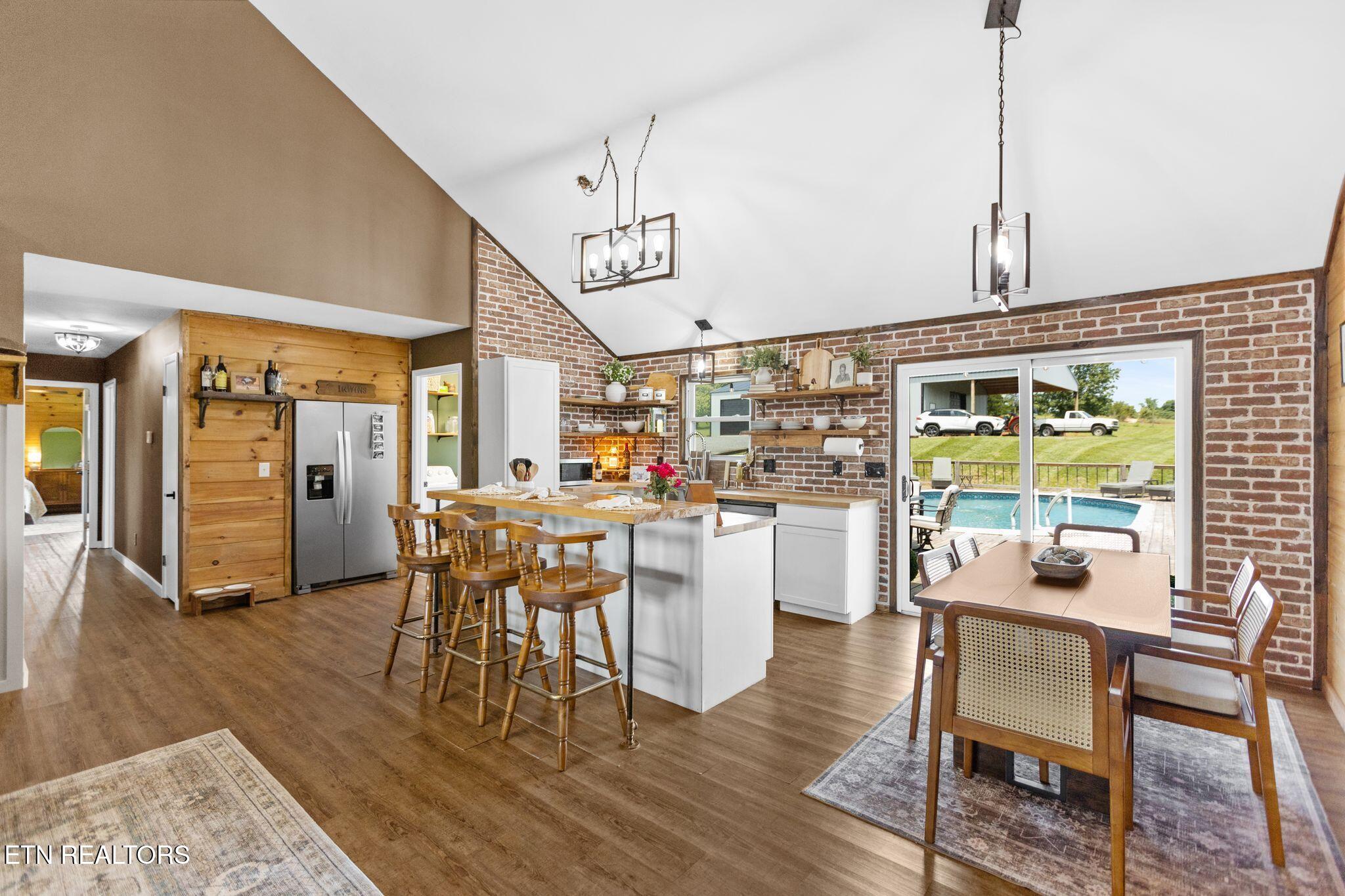 918 Meadow Road Greenback TN 37742