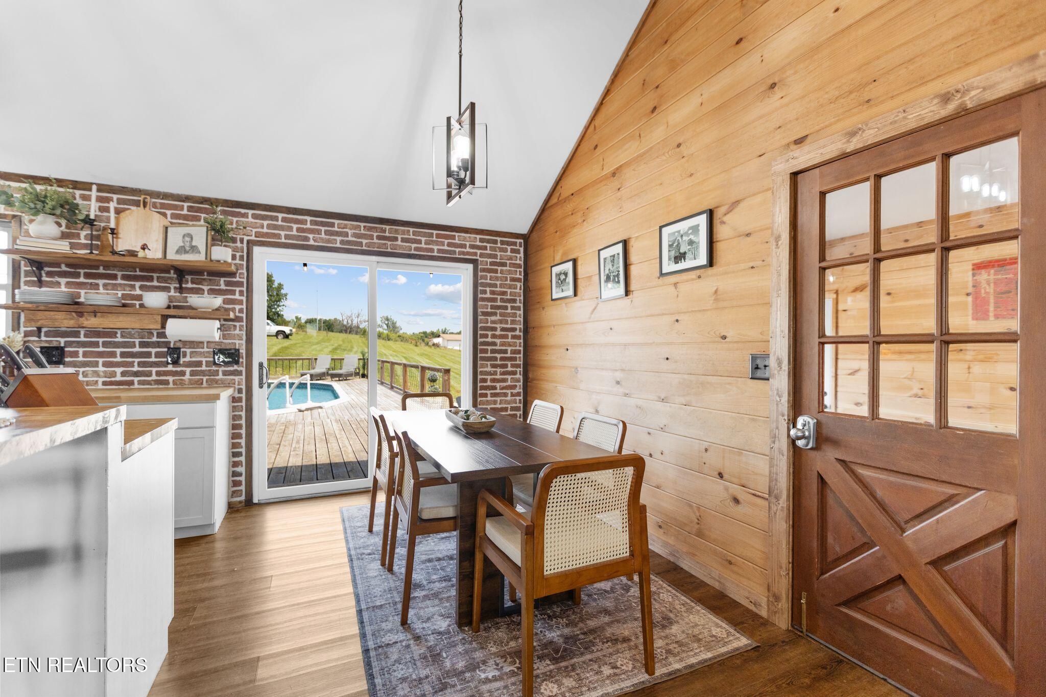 918 Meadow Road Greenback TN 37742