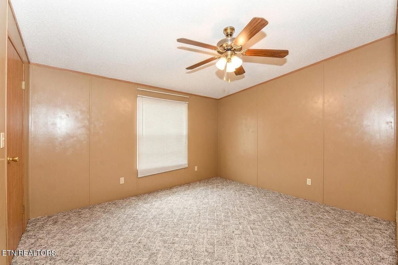 1248 Mountain View Circle Maryville TN 37801