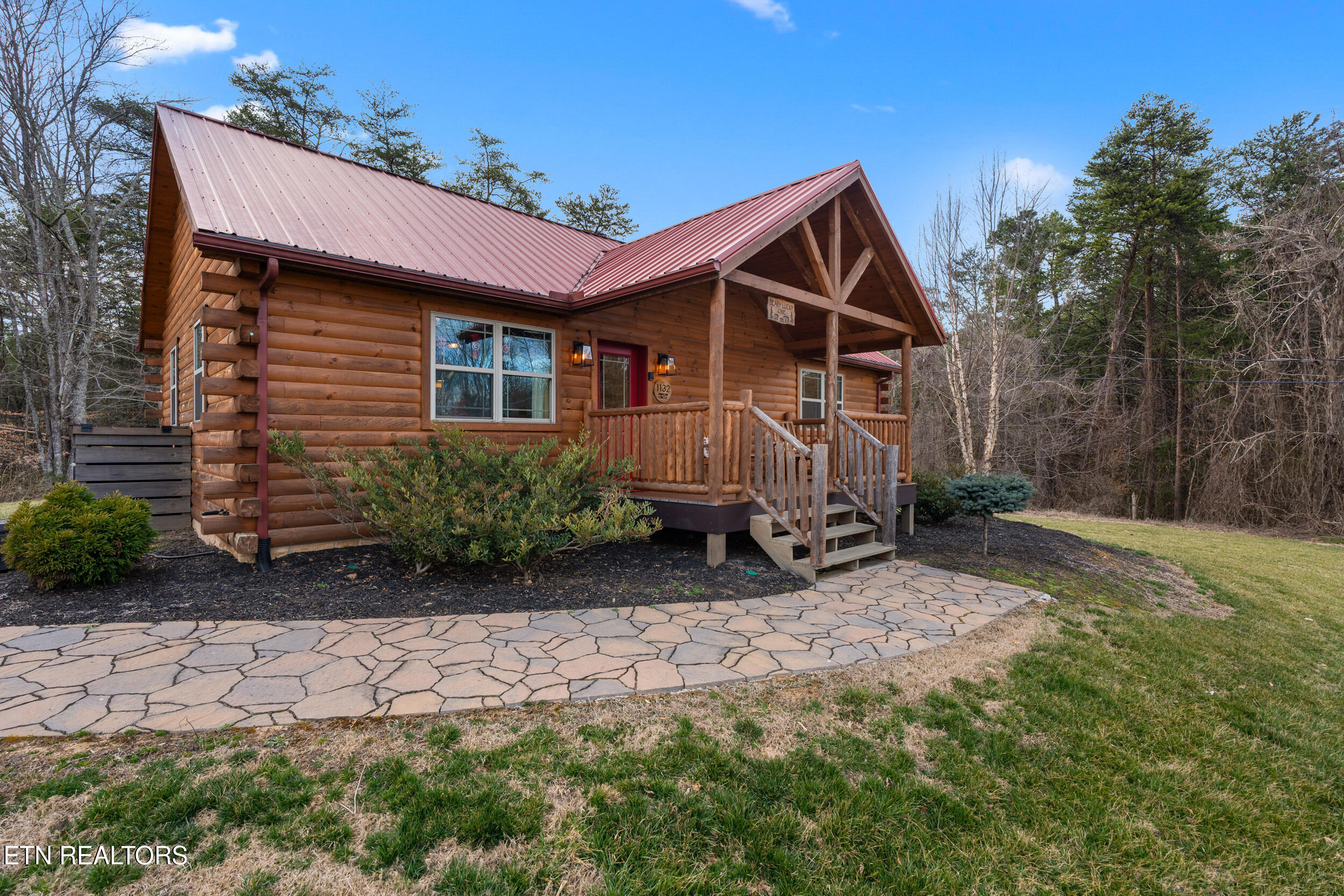 1132 Pinyon Circle Pigeon Forge TN 37863
