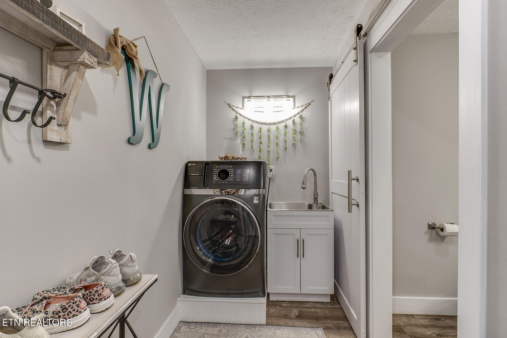 415 Shaw Ferry Lane Lenoir City TN 37772