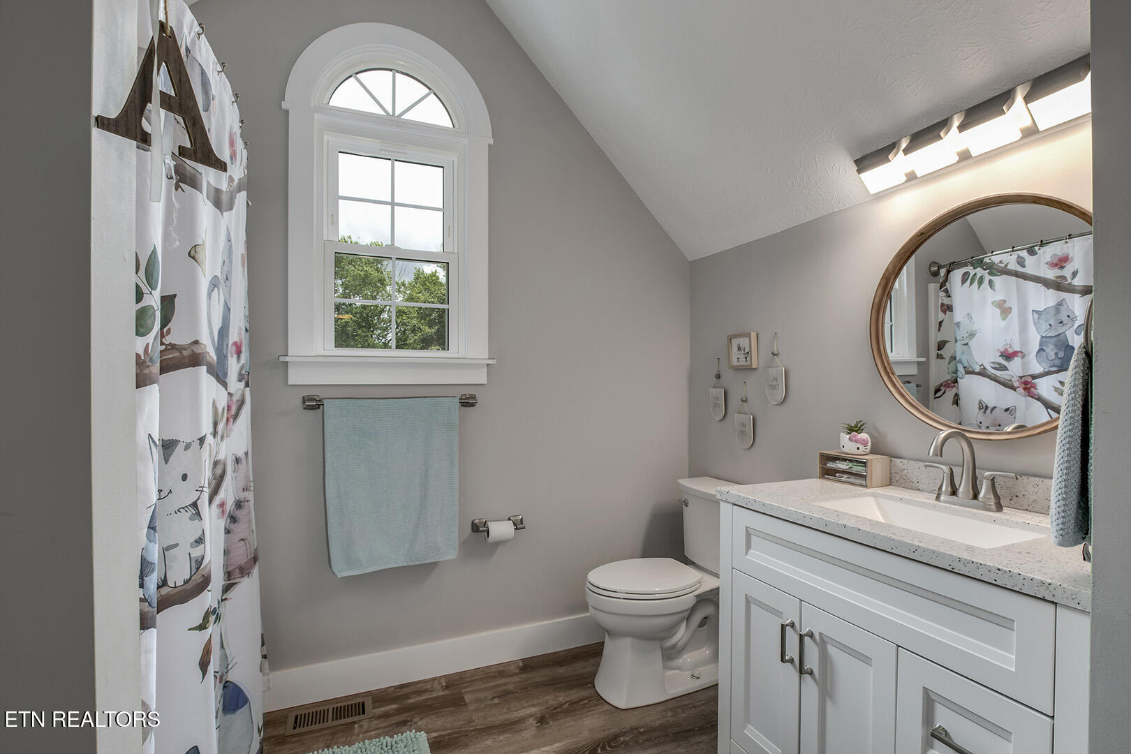 415 Shaw Ferry Lane Lenoir City TN 37772