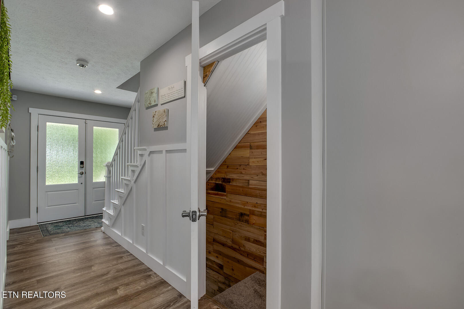 415 Shaw Ferry Lane Lenoir City TN 37772