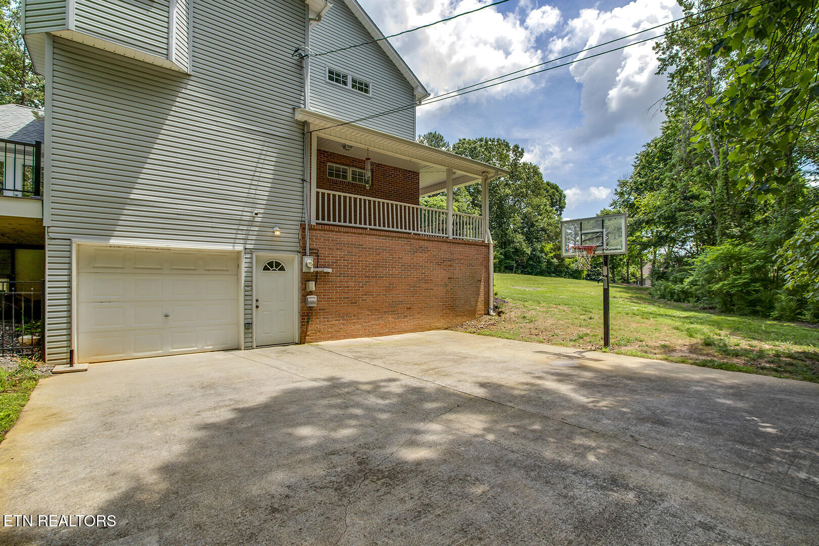 415 Shaw Ferry Lane Lenoir City TN 37772