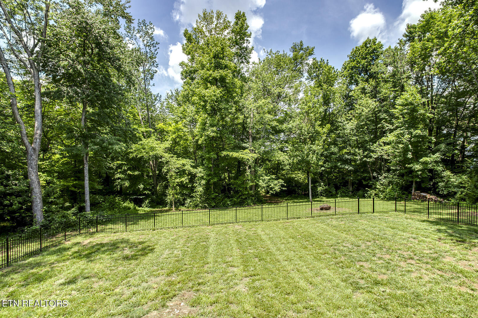 415 Shaw Ferry Lane Lenoir City TN 37772