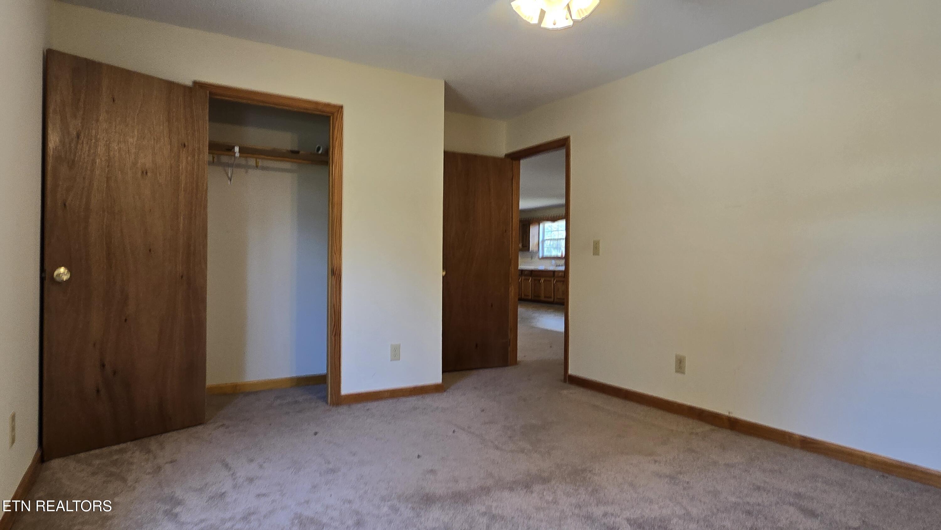 324 Circle R Drive Benton TN 37307