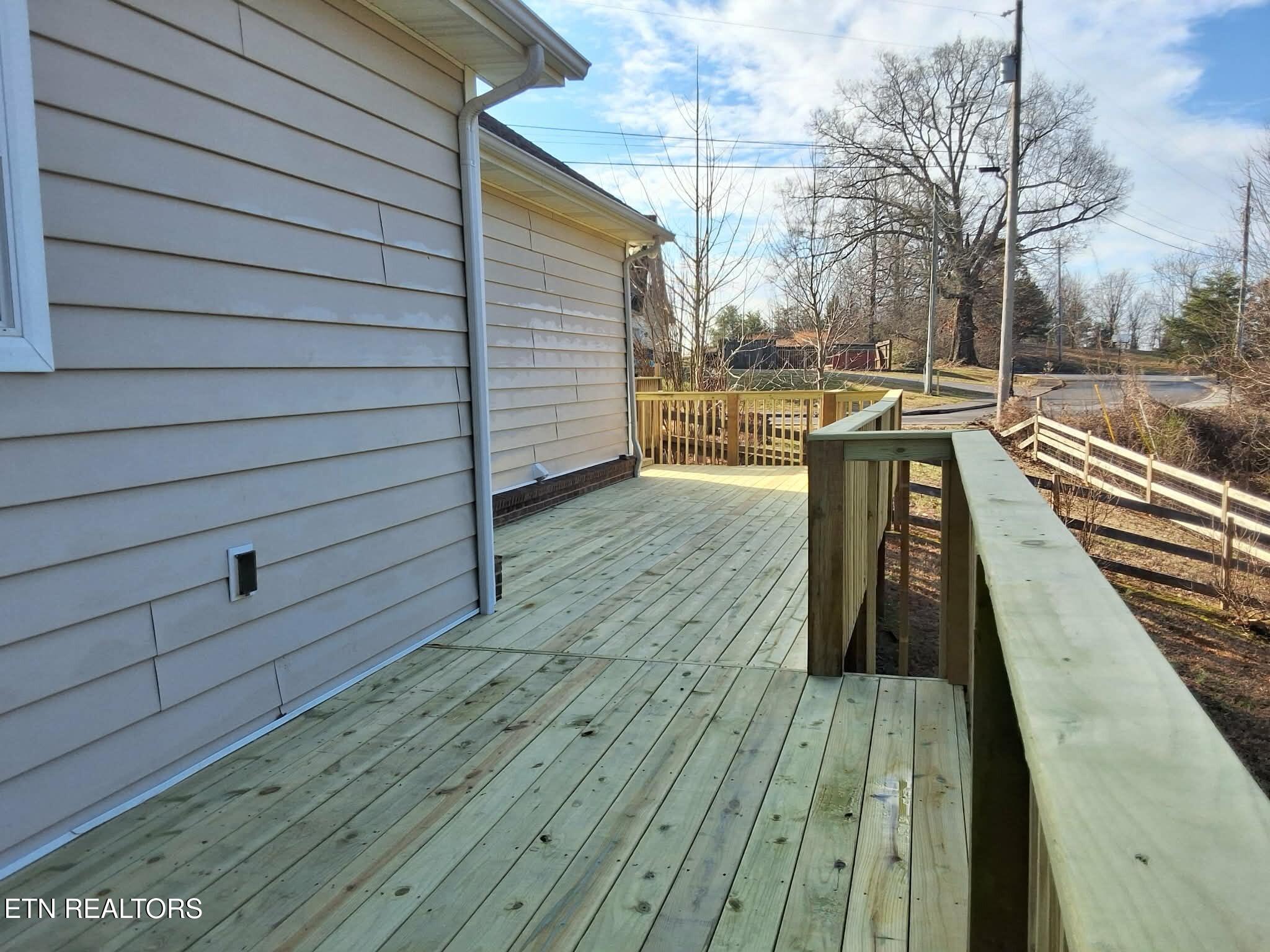 618 Laurie Leigh Lane Dandridge TN 37725