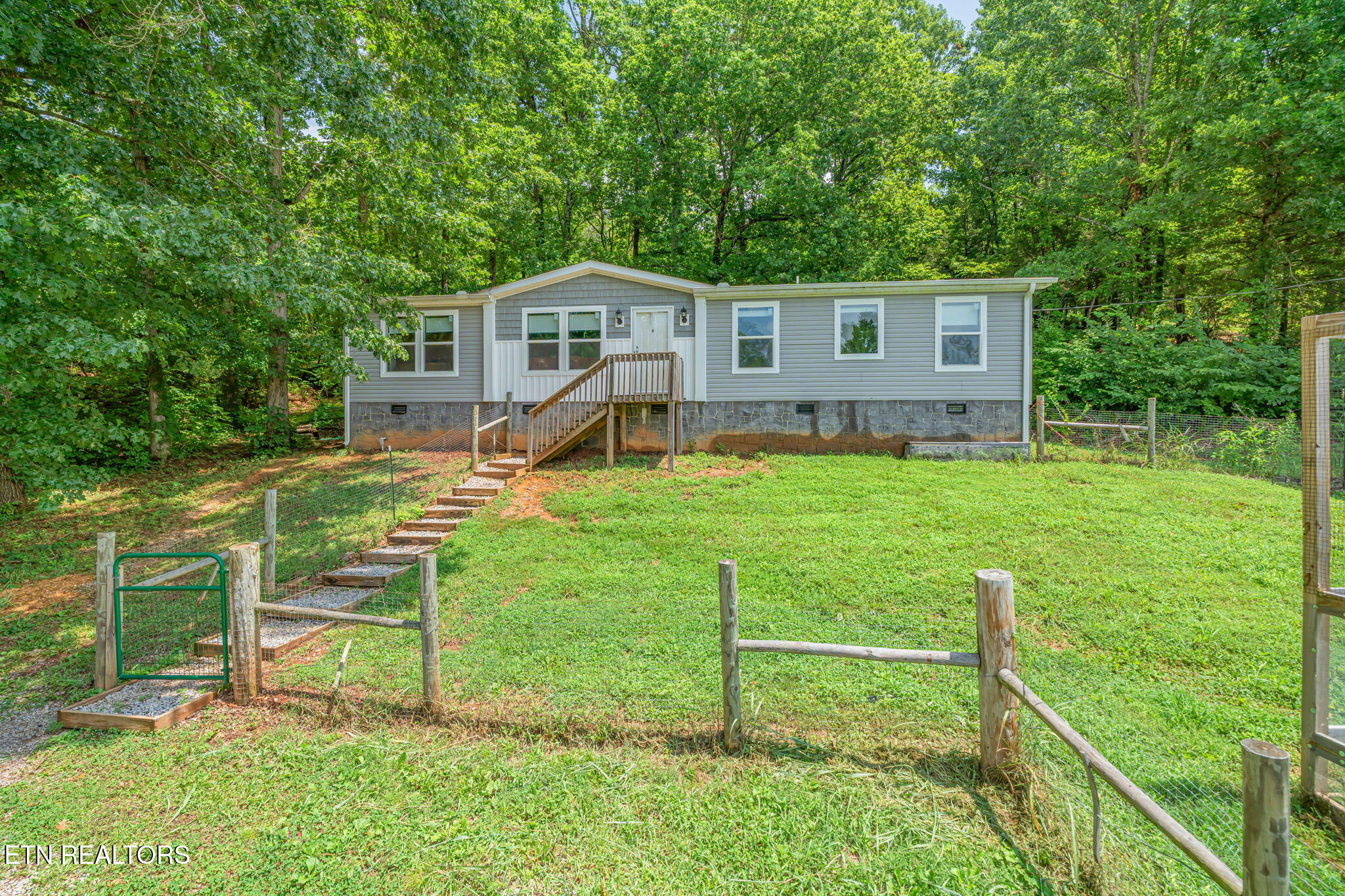 2156 Hiwassee Road Sweetwater TN 37874