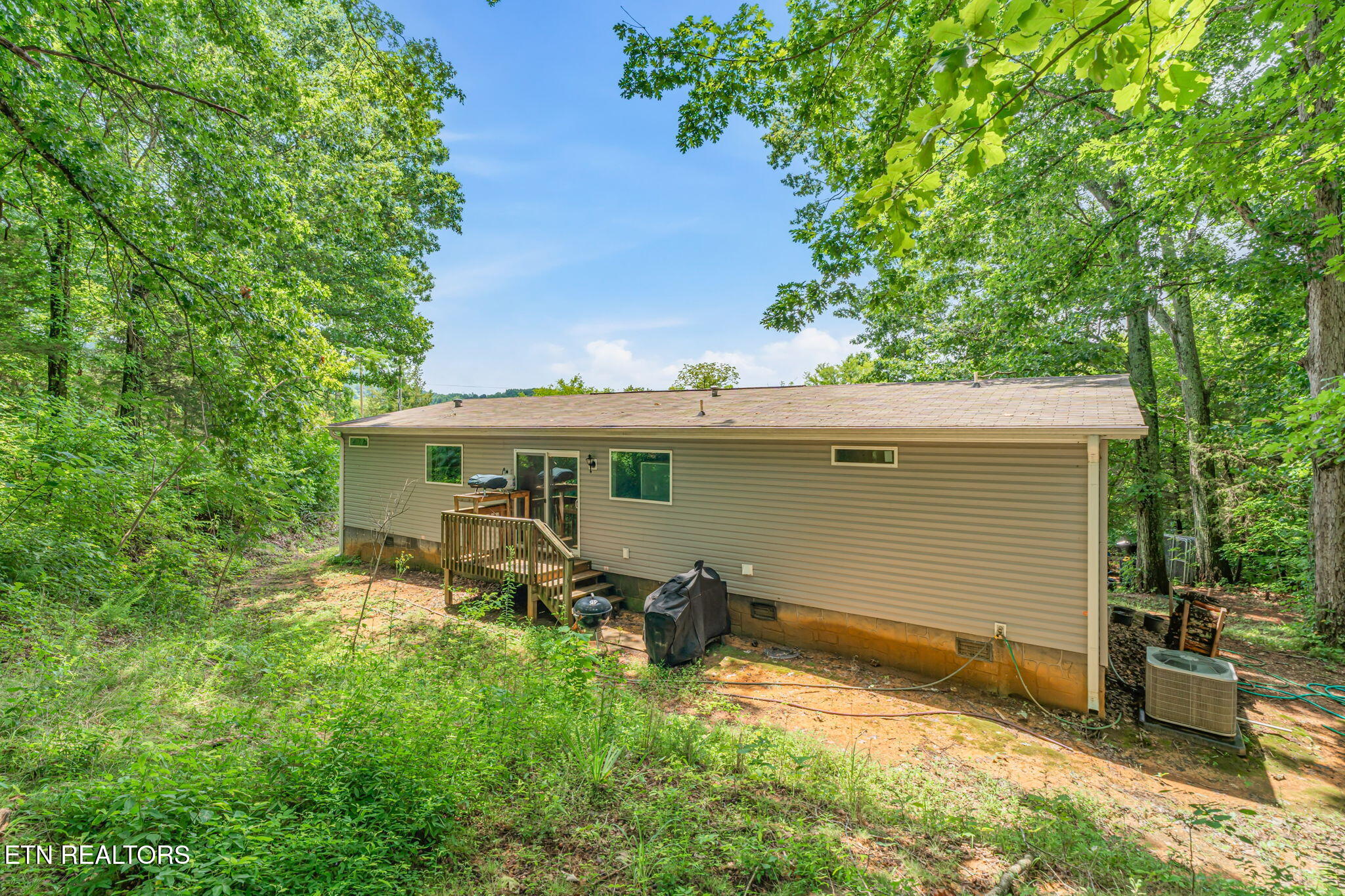 2156 Hiwassee Road Sweetwater TN 37874