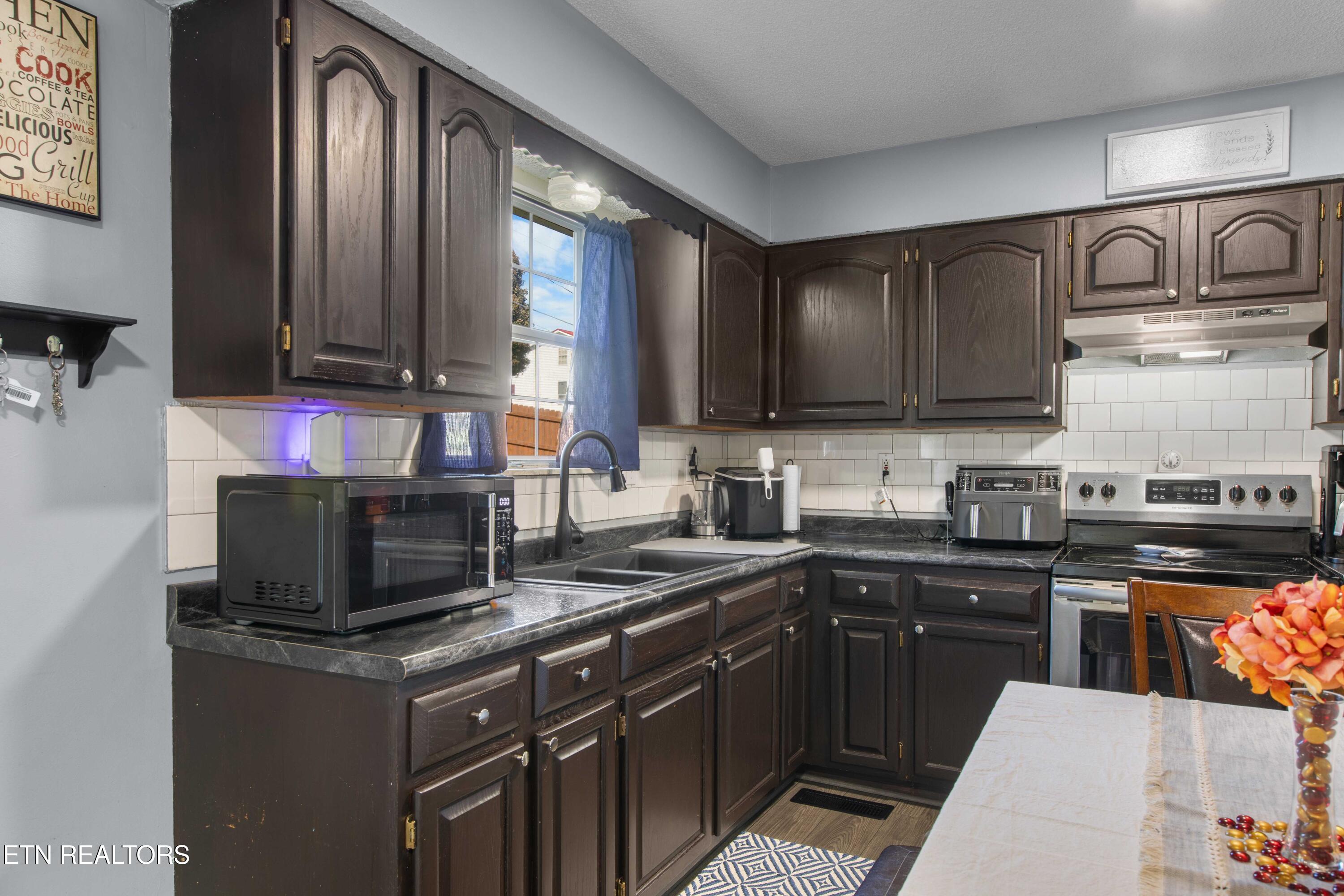 168 Pack Street Jacksboro TN 37757