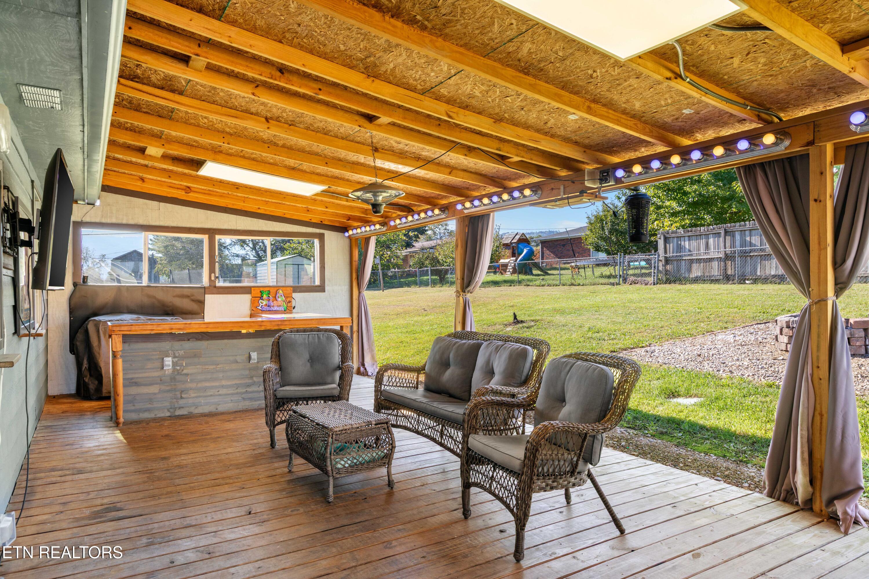168 Pack Street Jacksboro TN 37757