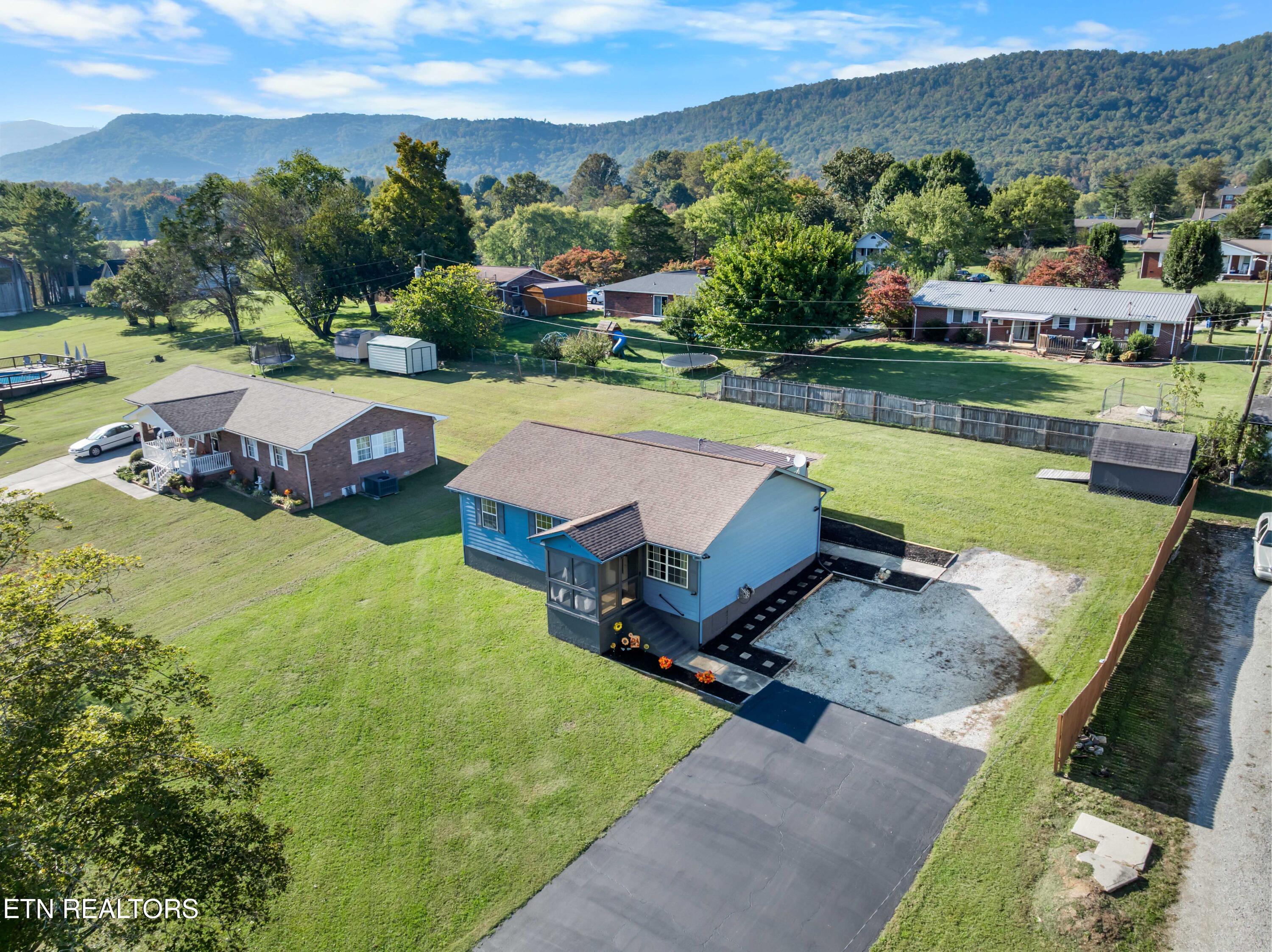 168 Pack Street Jacksboro TN 37757