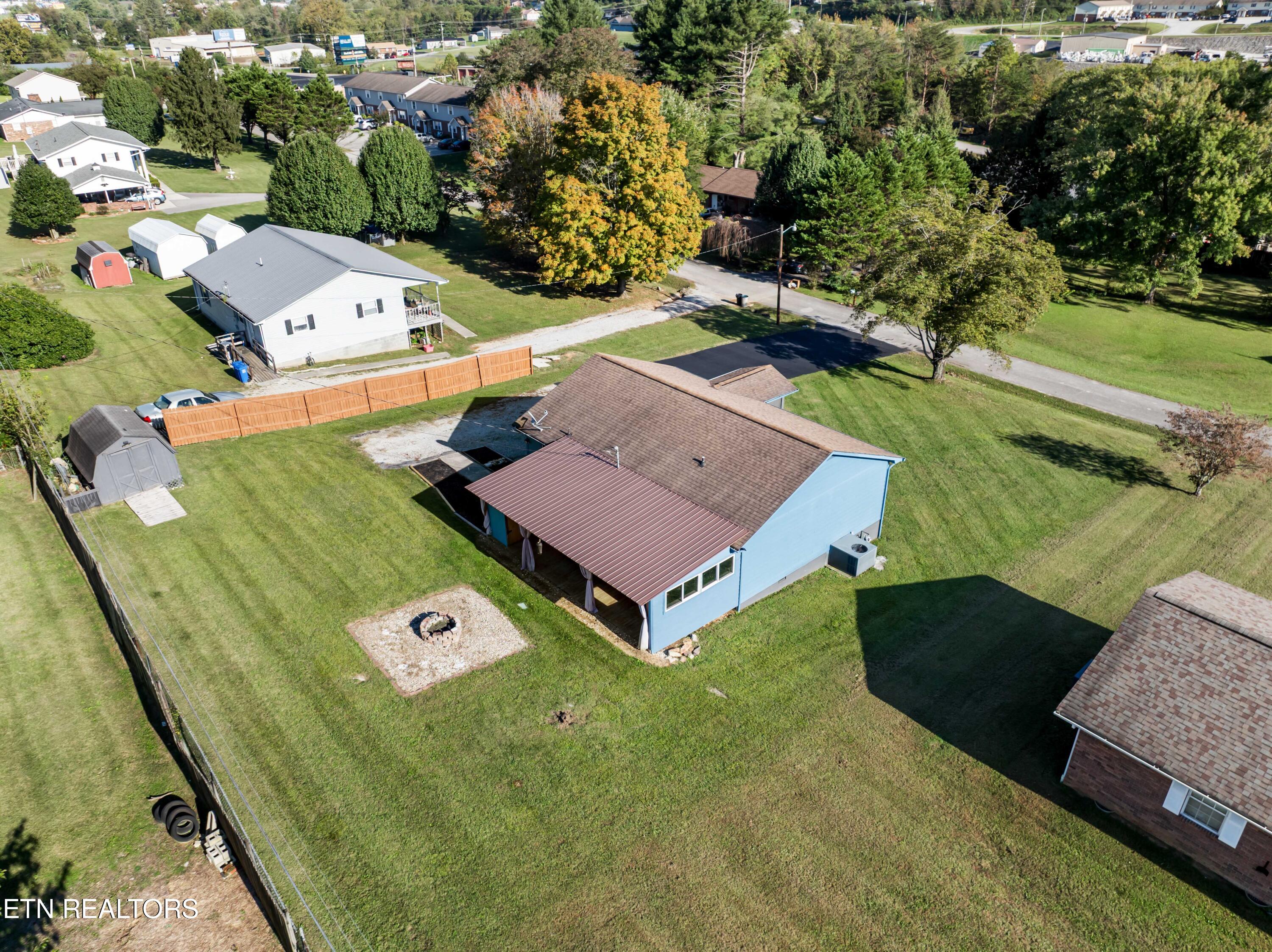 168 Pack Street Jacksboro TN 37757