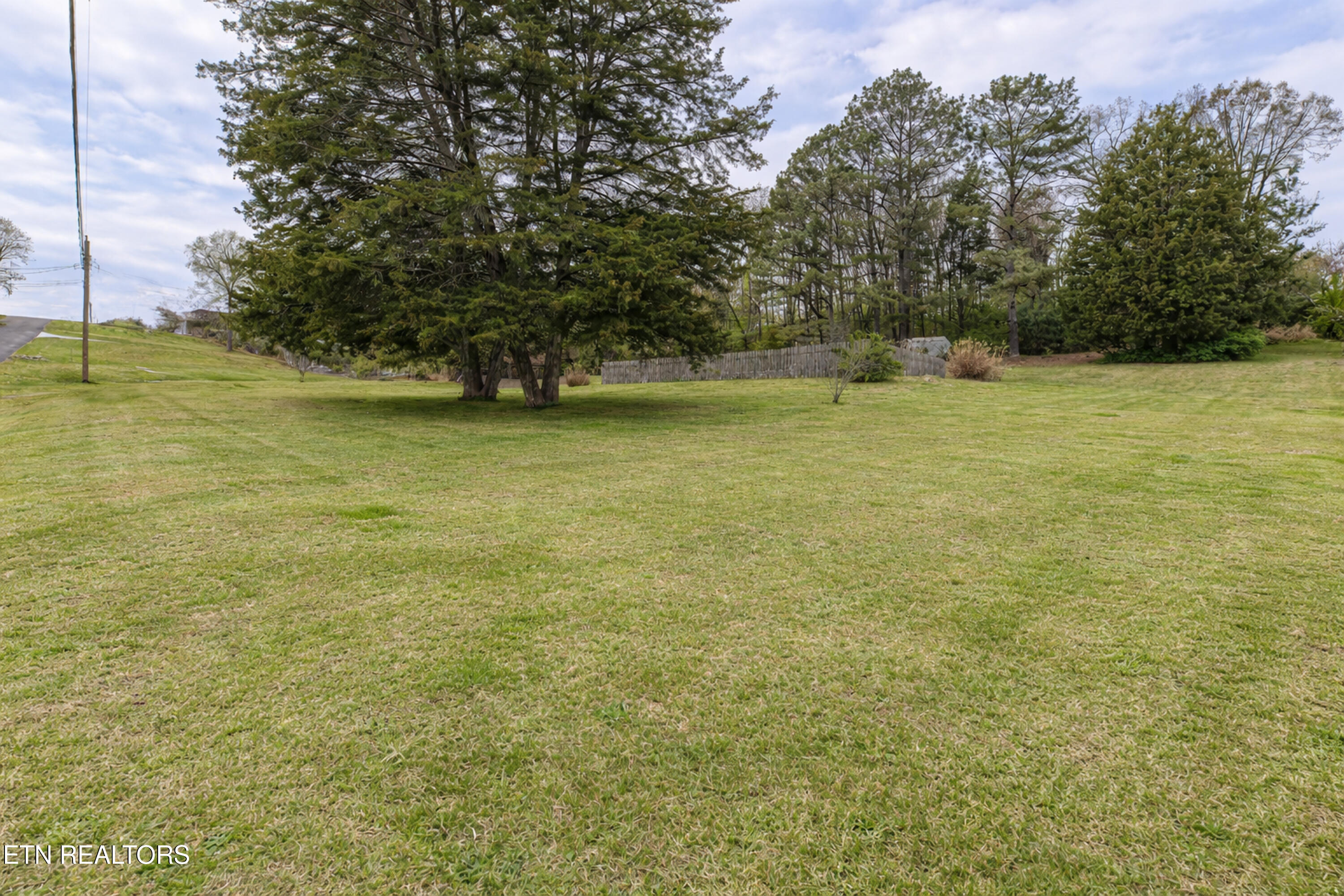 655 Wesley Road Lenoir City TN 37772