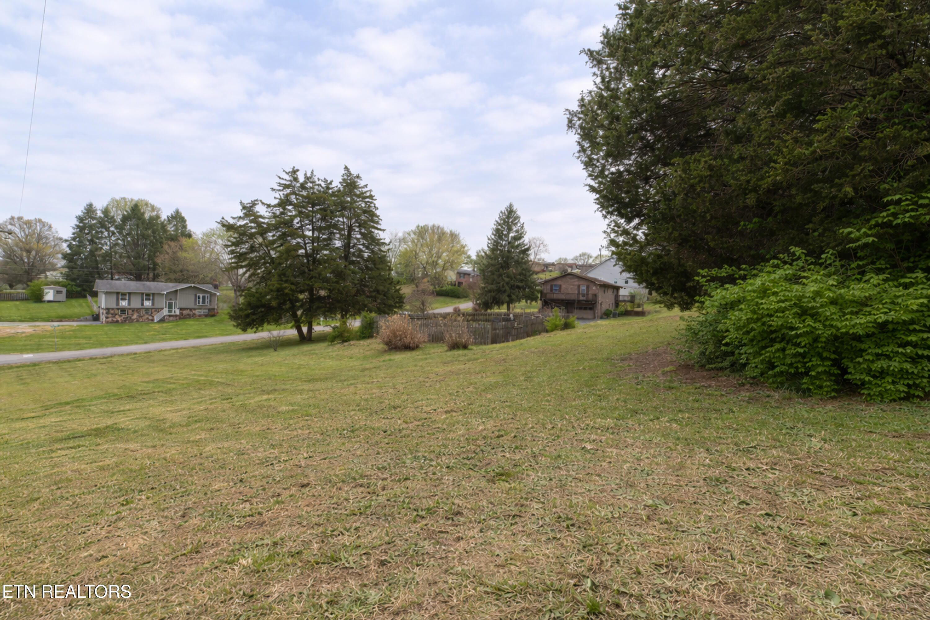 655 Wesley Road Lenoir City TN 37772