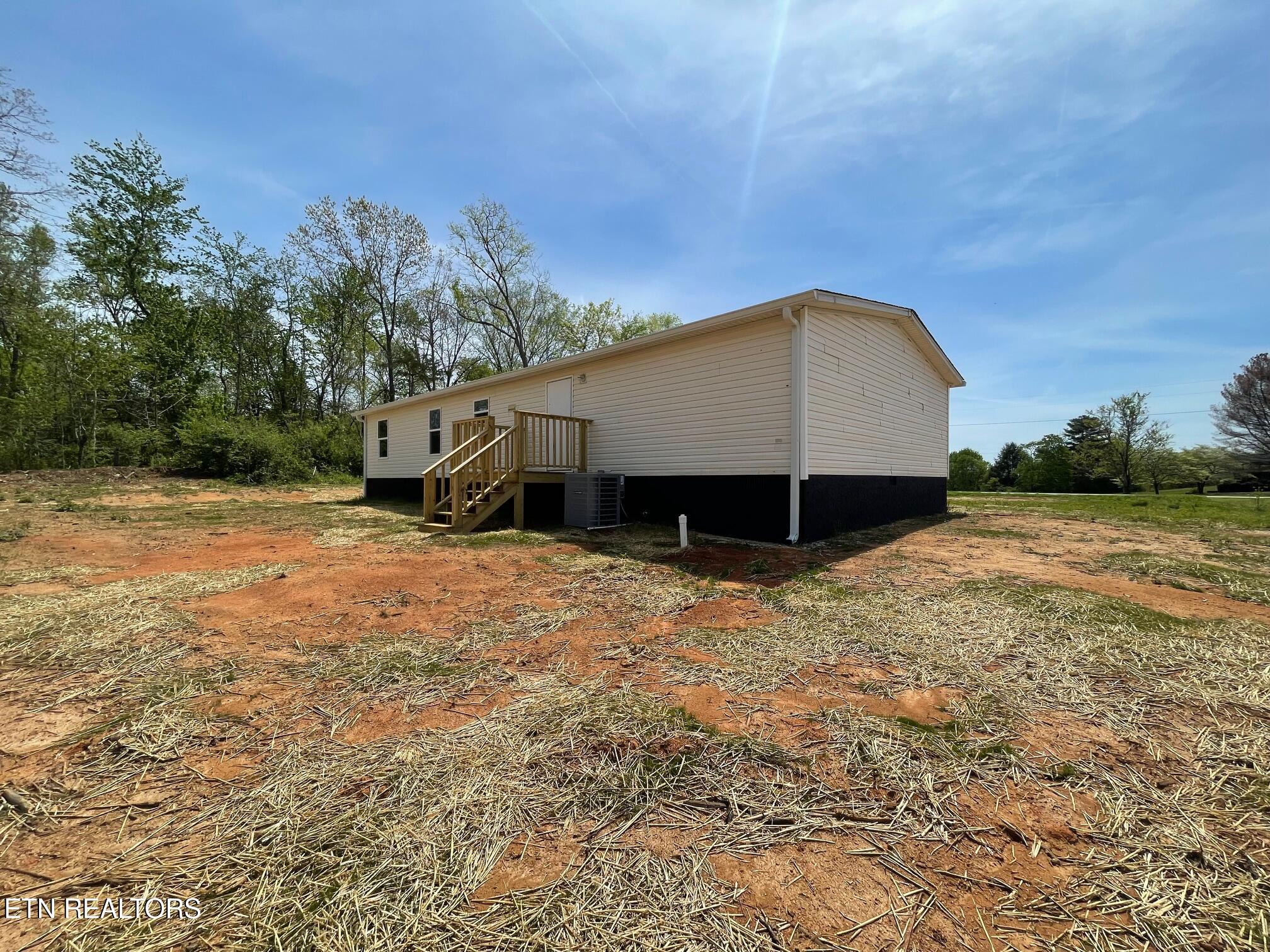 204 Community Drive Madisonville TN 37354