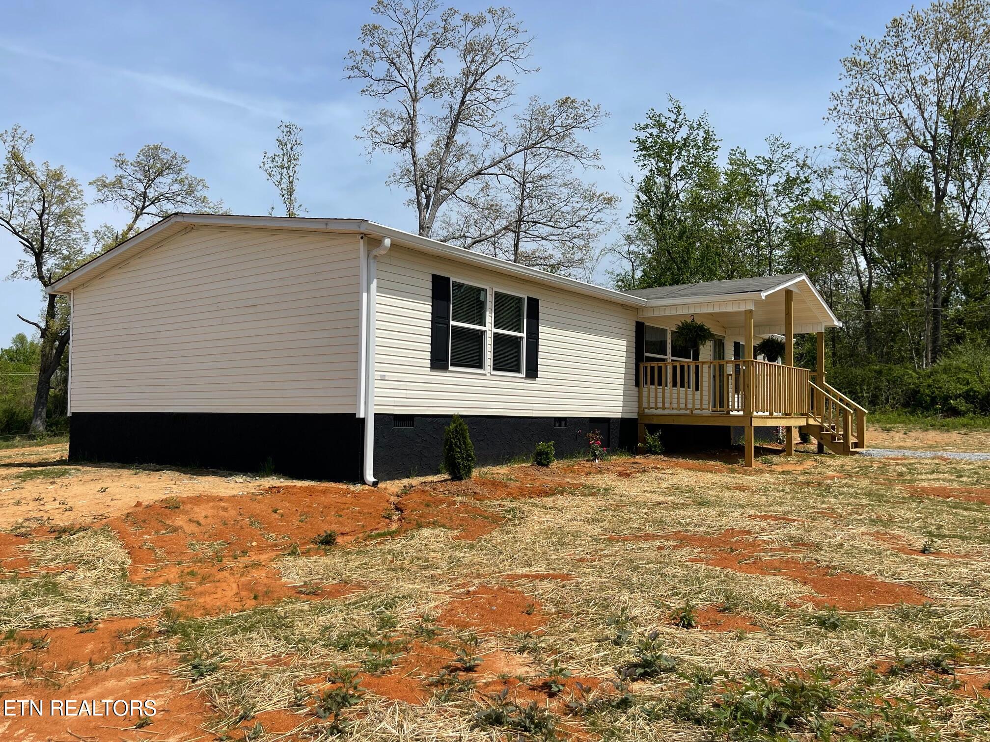 204 Community Drive Madisonville TN 37354