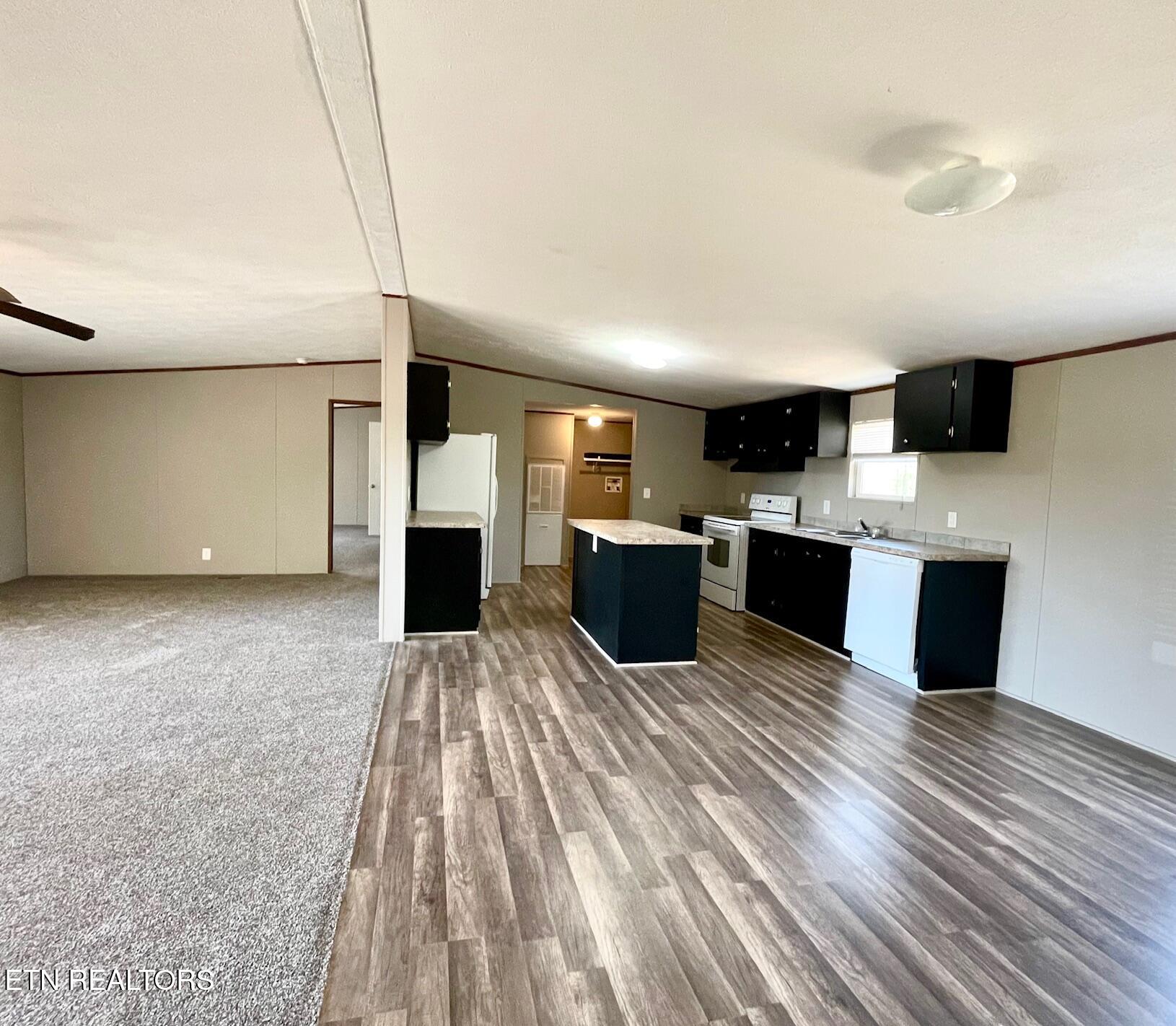 204 Community Drive Madisonville TN 37354