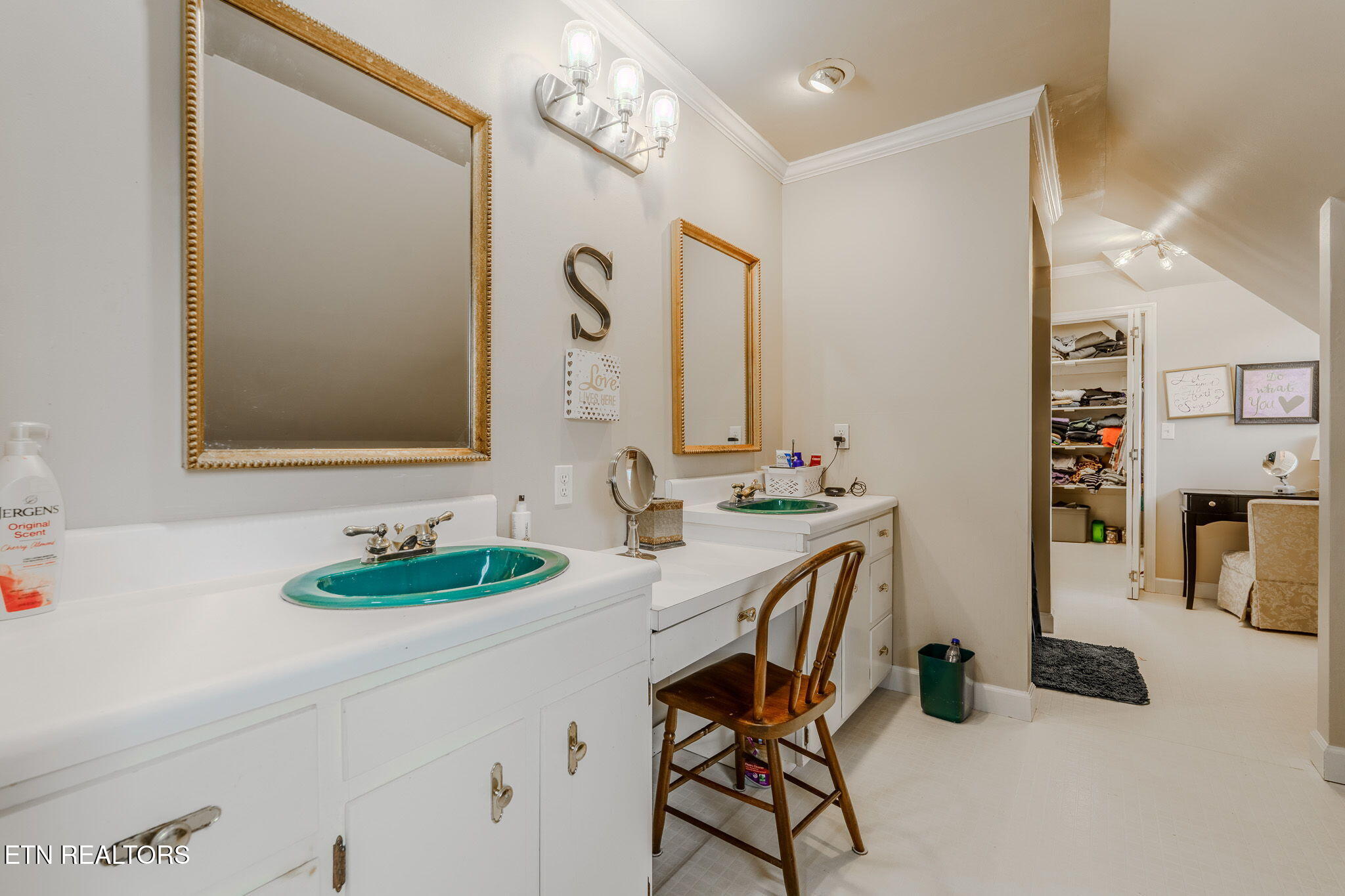 129 Rector Drive Harrogate TN 37752