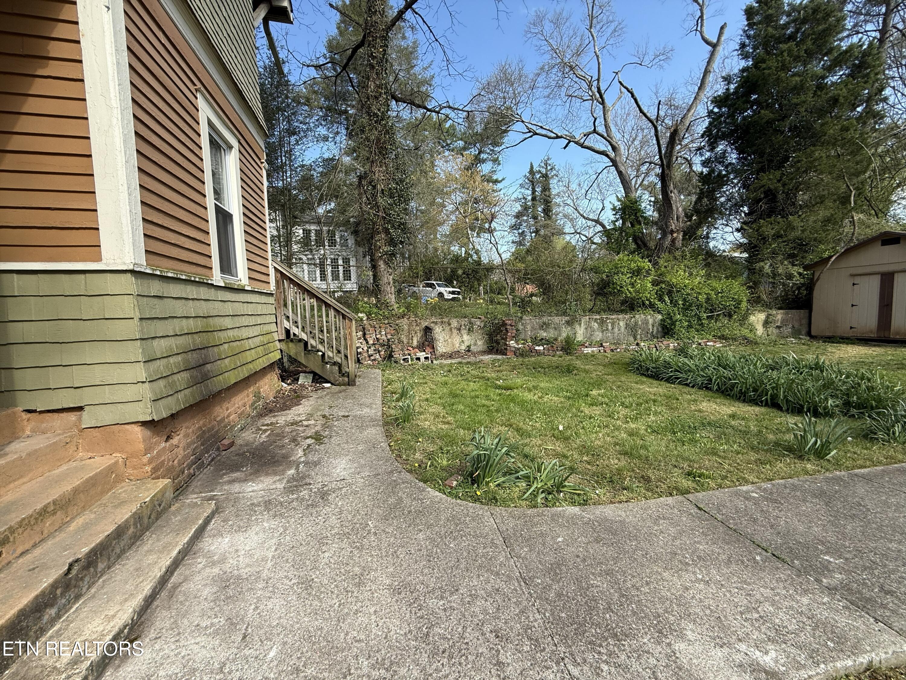 416 W Rockwood Street Rockwood TN 37854