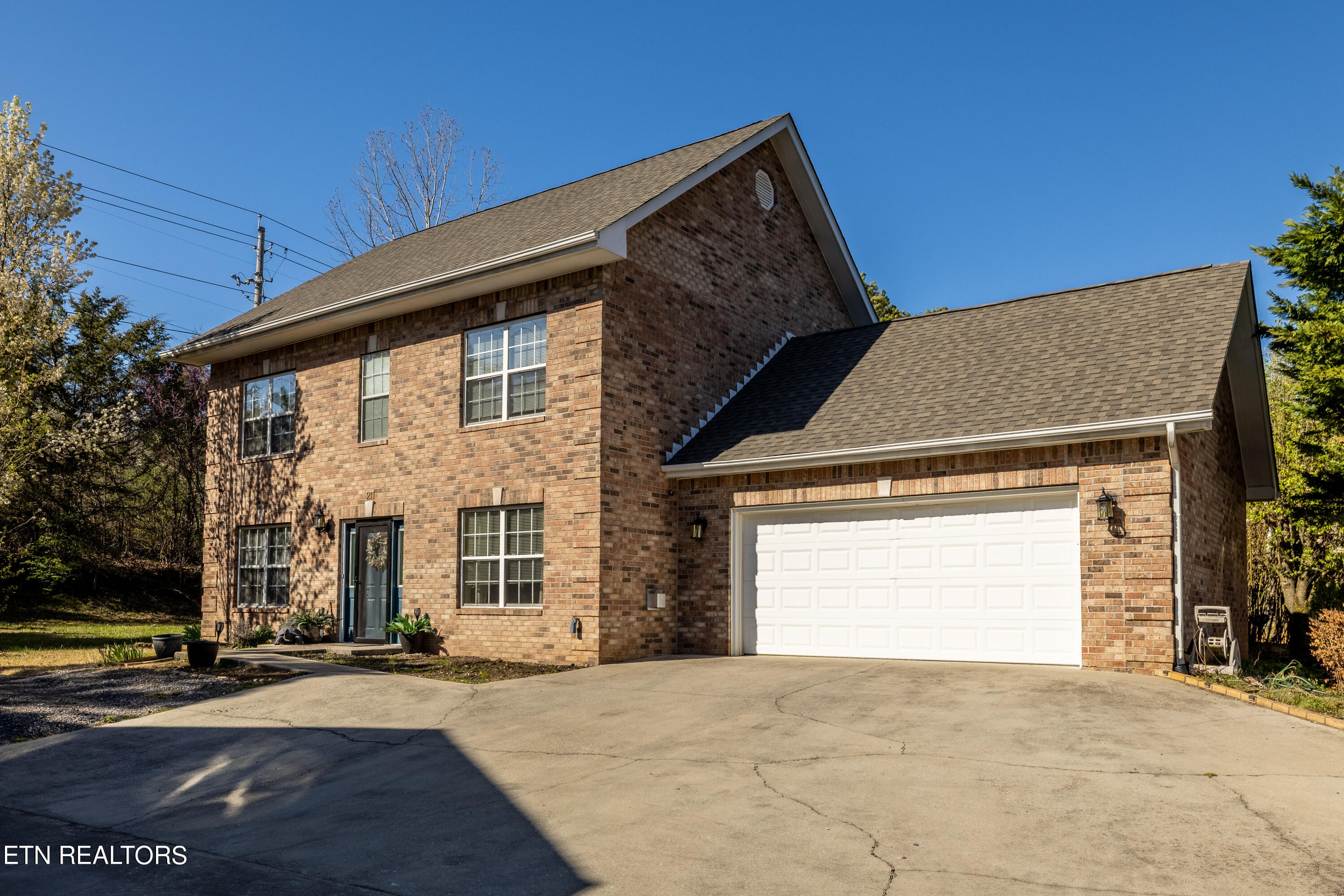 211 Sweet Gum Lane Oak Ridge TN 37830