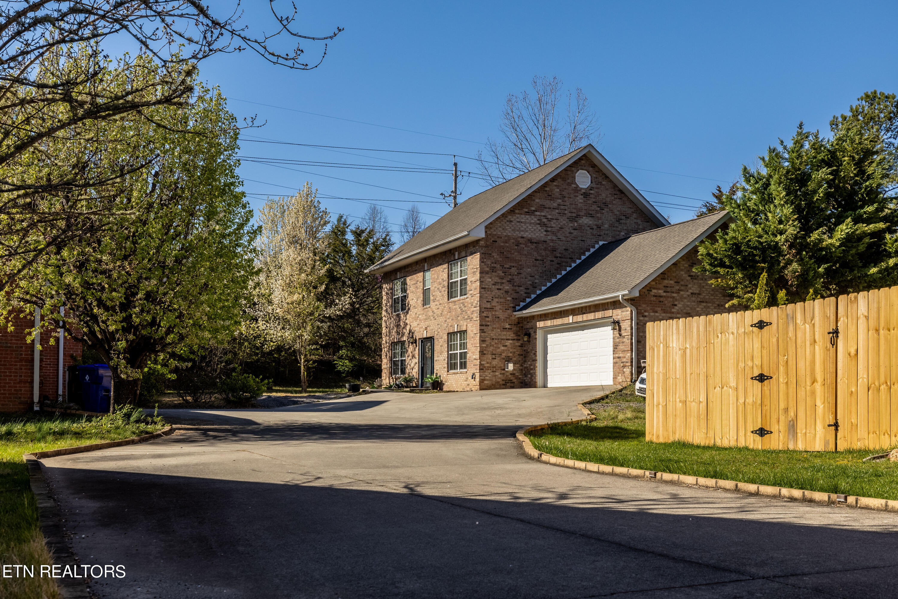 211 Sweet Gum Lane Oak Ridge TN 37830