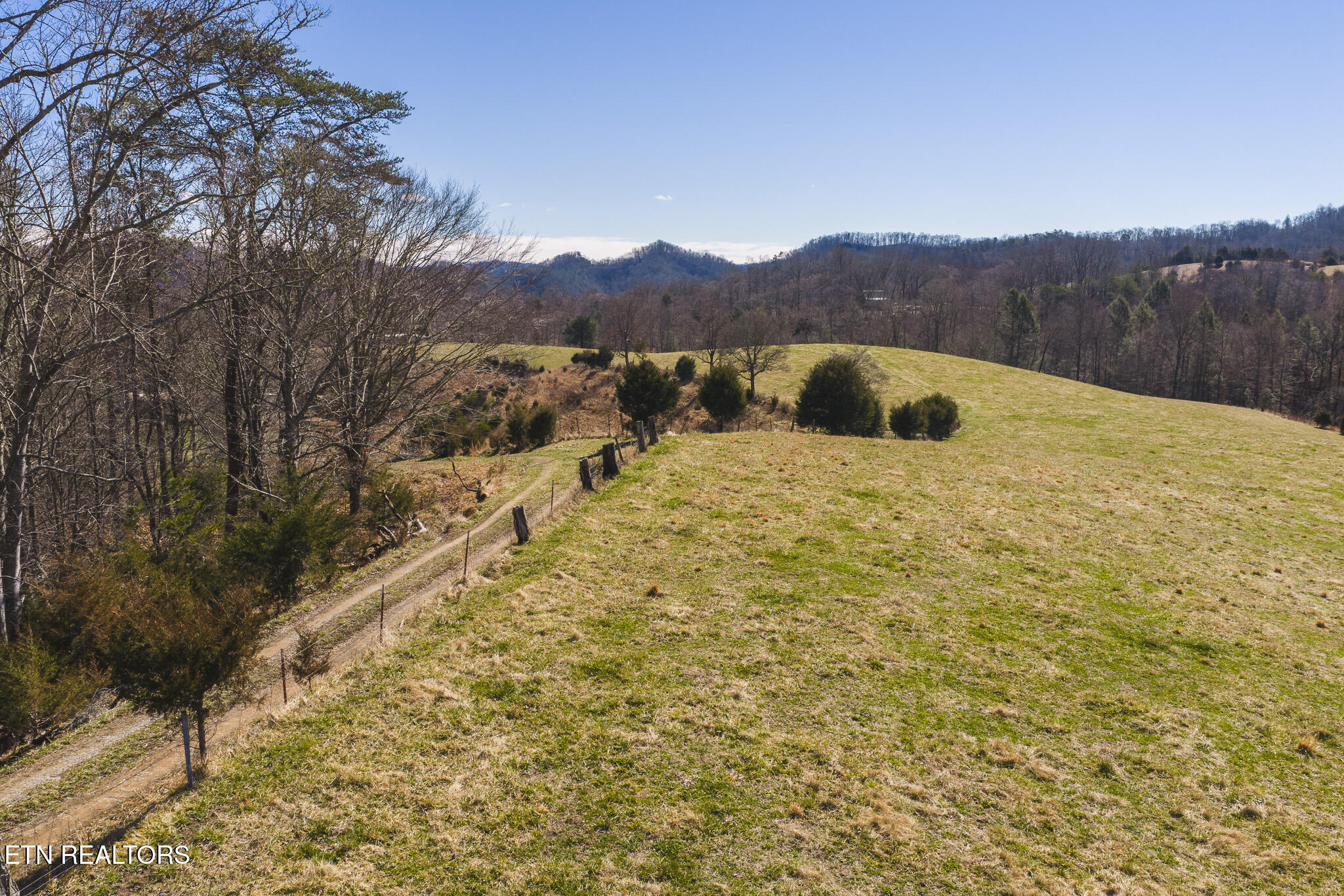 179 Sutton Hollow Road Sneedville TN 37869
