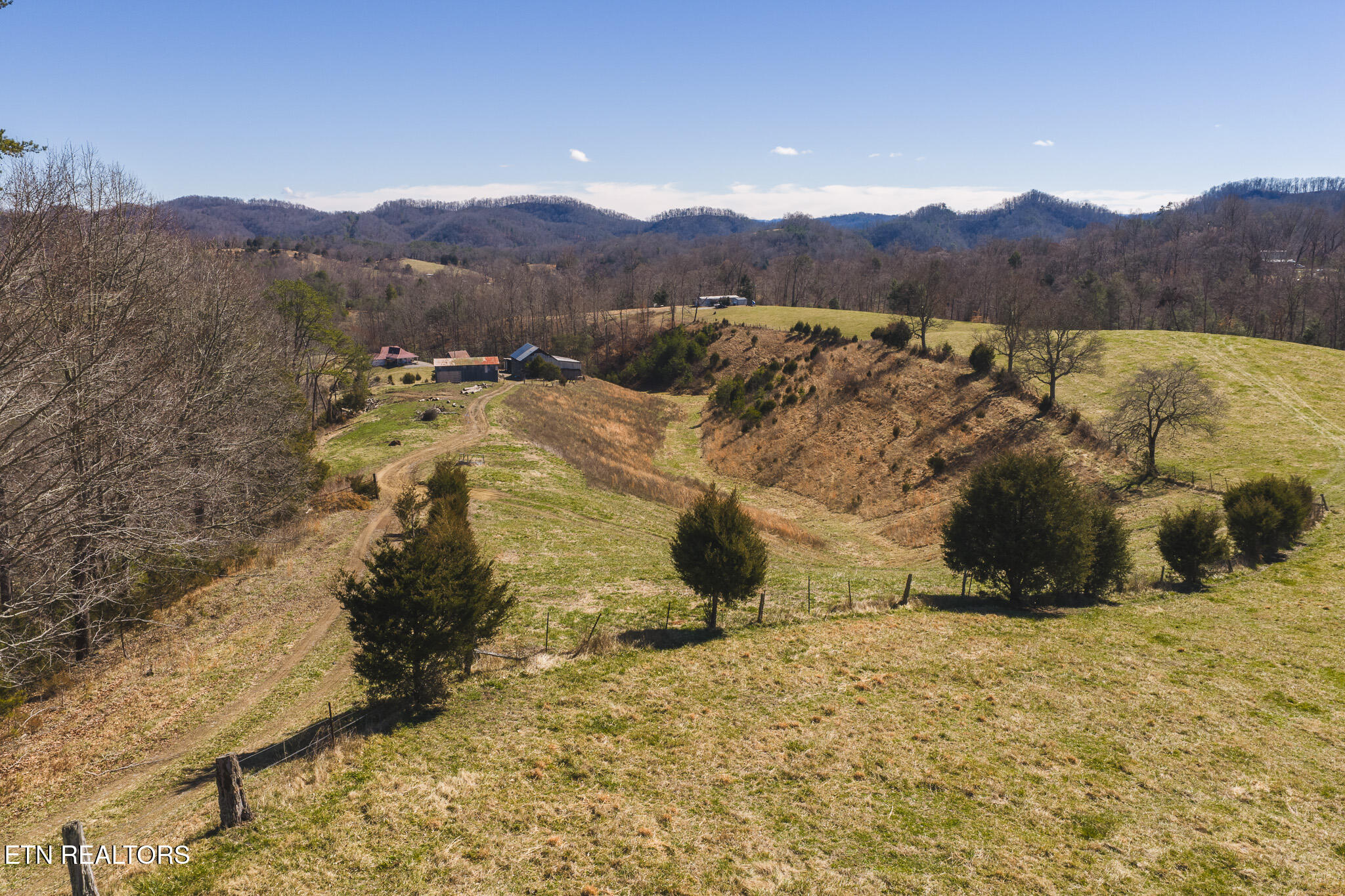 179 Sutton Hollow Road Sneedville TN 37869