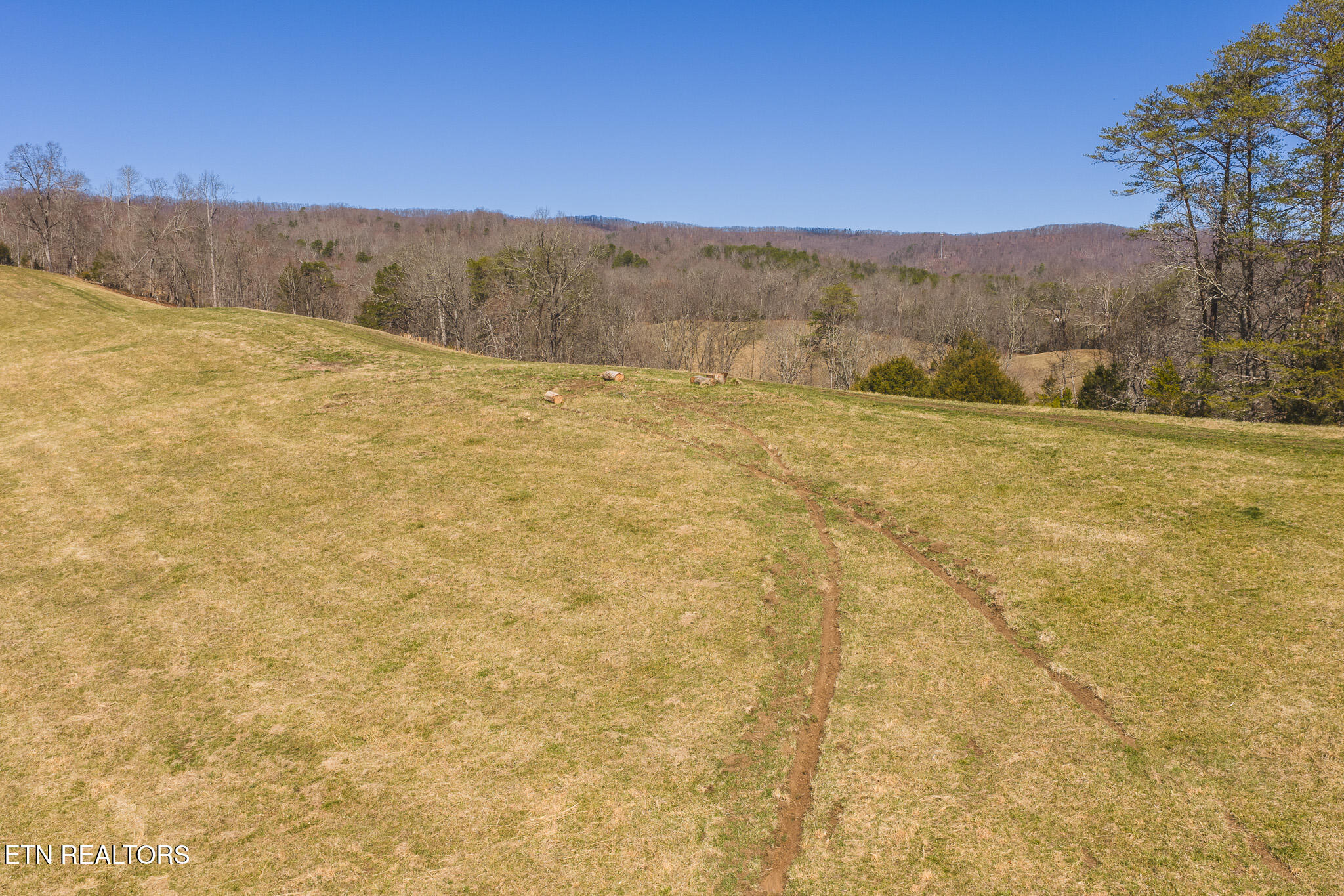 179 Sutton Hollow Road Sneedville TN 37869
