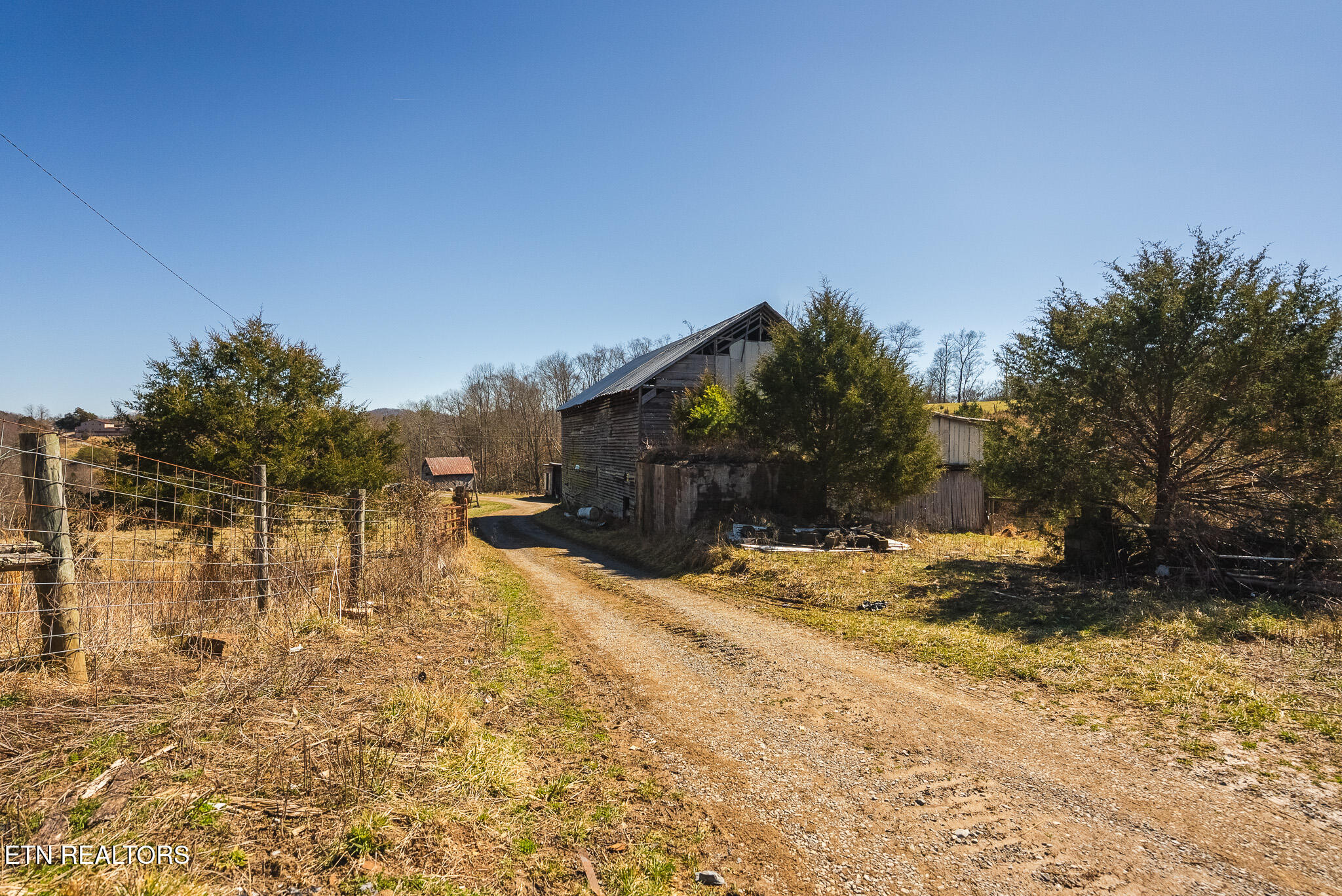 179 Sutton Hollow Road Sneedville TN 37869