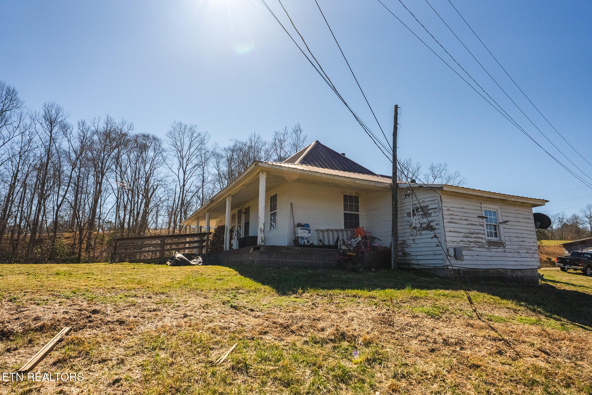 179 Sutton Hollow Road Sneedville TN 37869