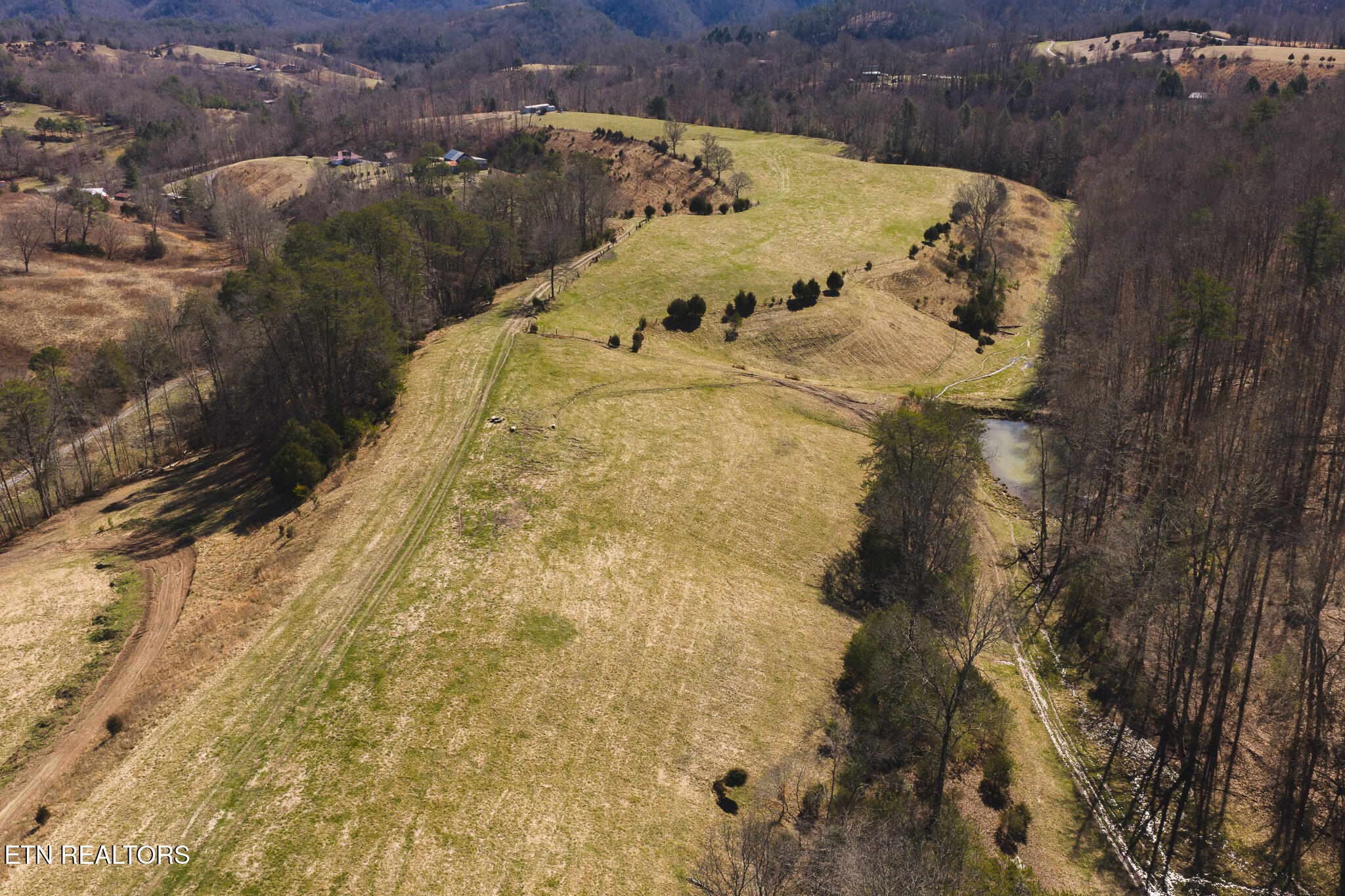 179 Sutton Hollow Road Sneedville TN 37869
