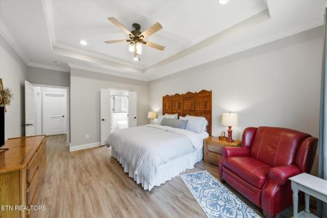 196 Zane Lane Lenoir City TN 37772