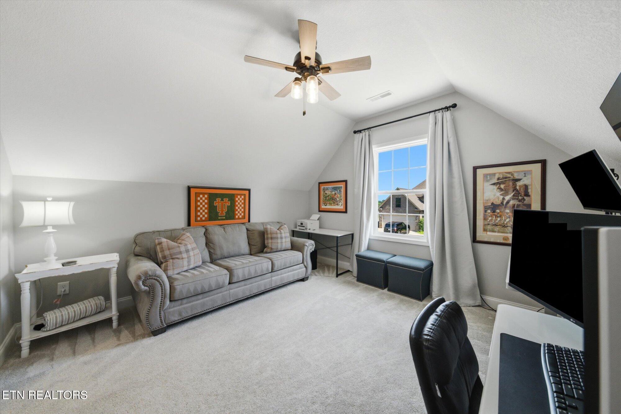 196 Zane Lane Lenoir City TN 37772