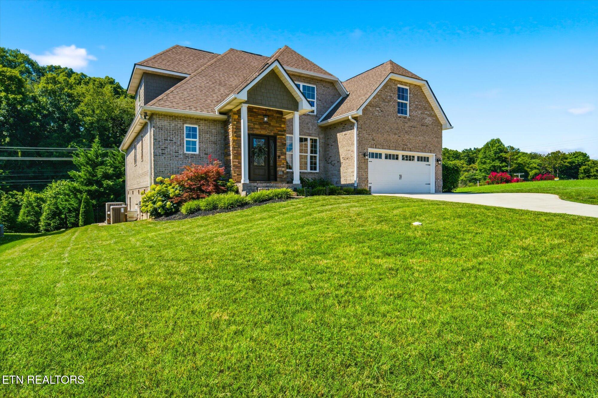 196 Zane Lane Lenoir City TN 37772