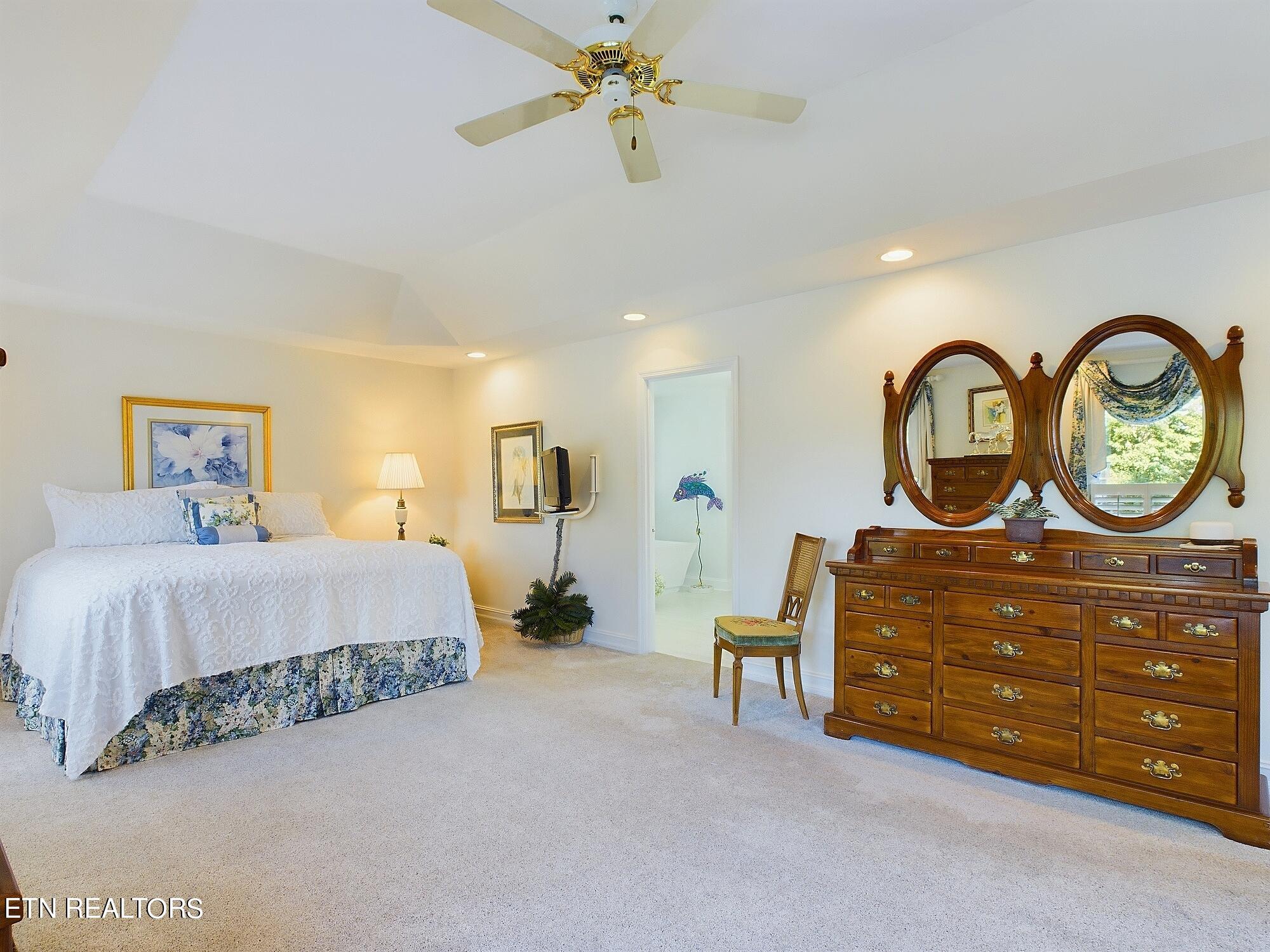 155 Lake Crest Drive Lenoir City TN 37772