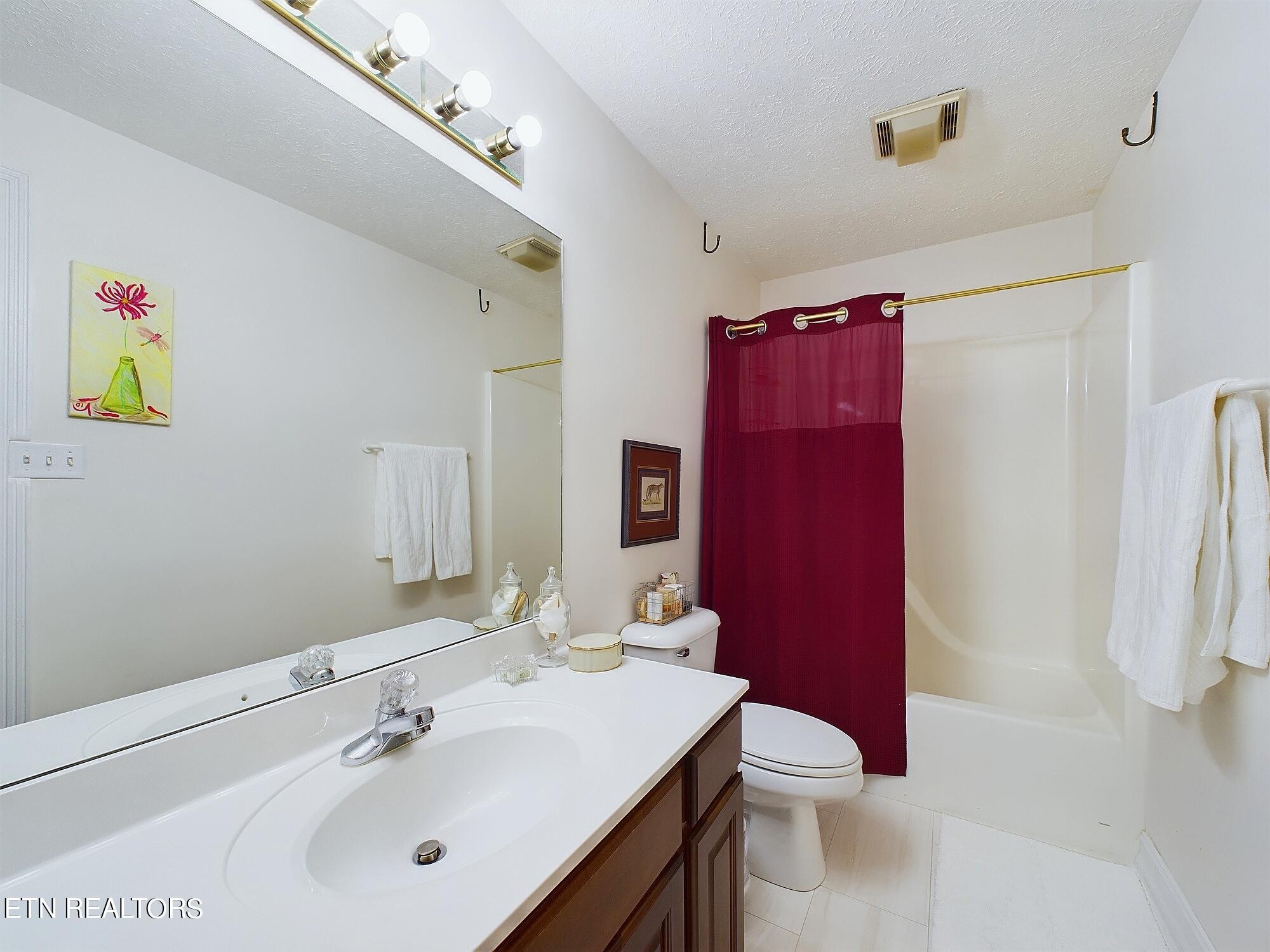155 Lake Crest Drive Lenoir City TN 37772