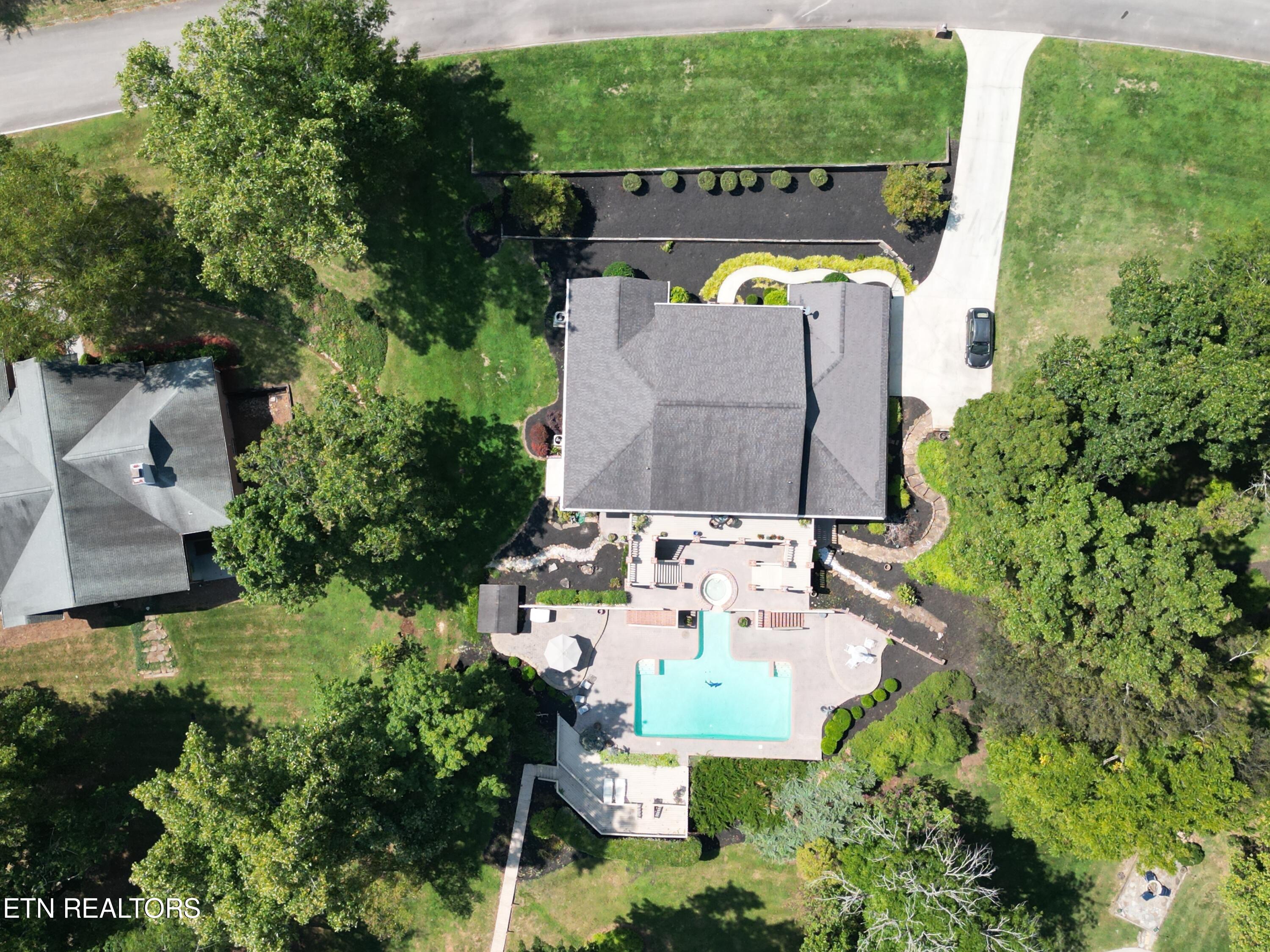 155 Lake Crest Drive Lenoir City TN 37772