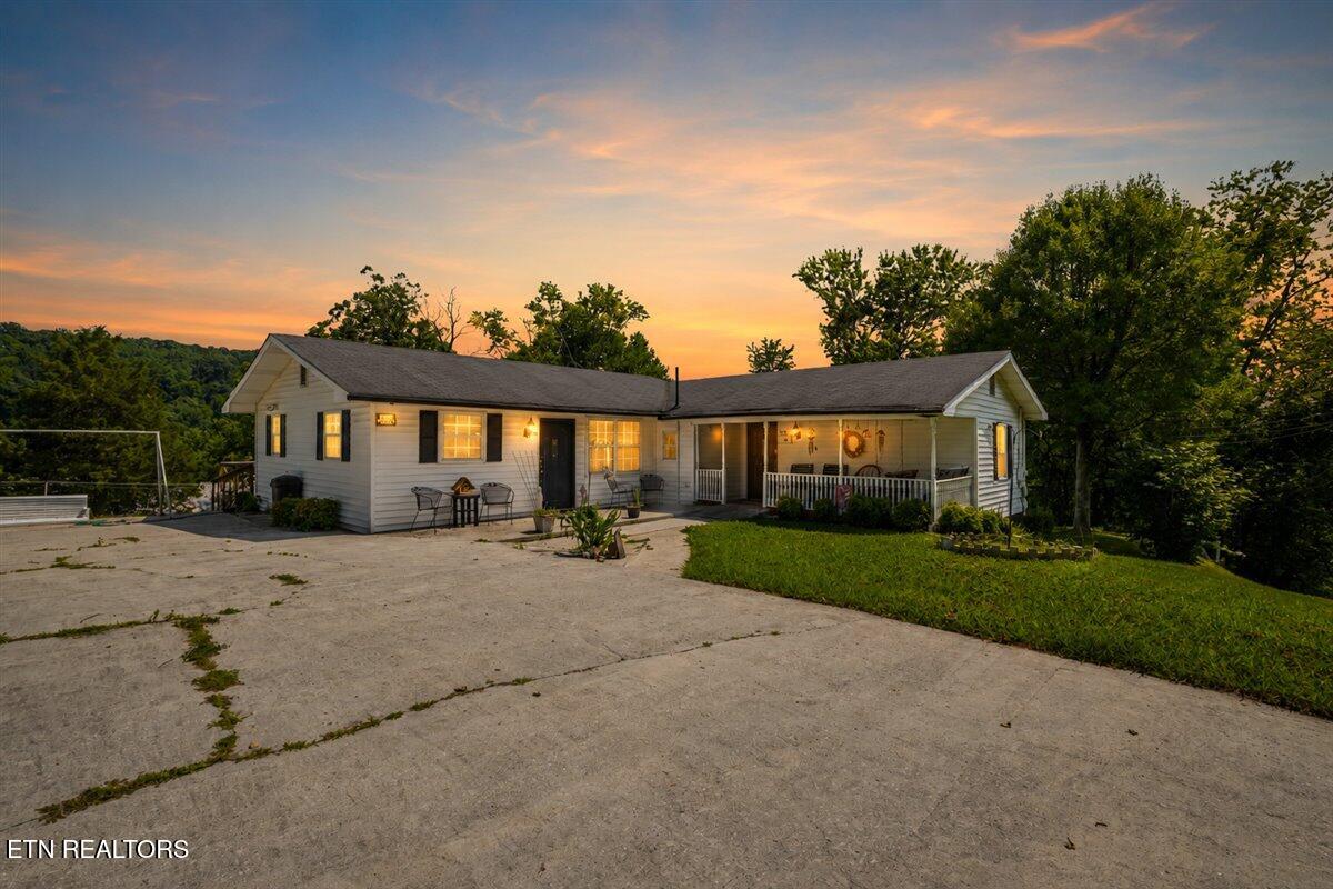 509 W Prospect Street Lafollette TN 37766