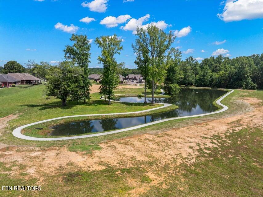 225 Lake View Point Englewood TN 37329