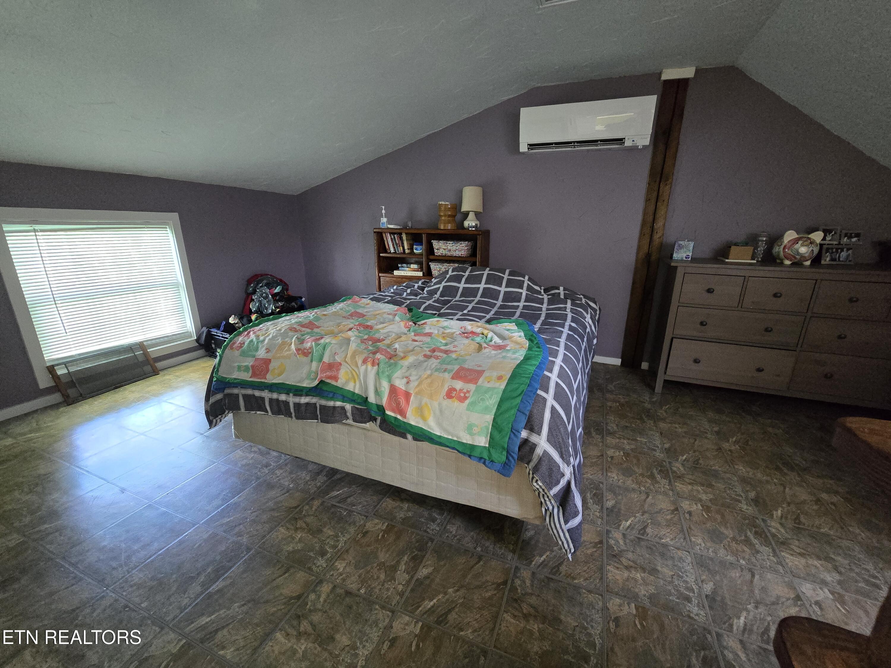 135 Osborne Lane Harrogate TN 37752