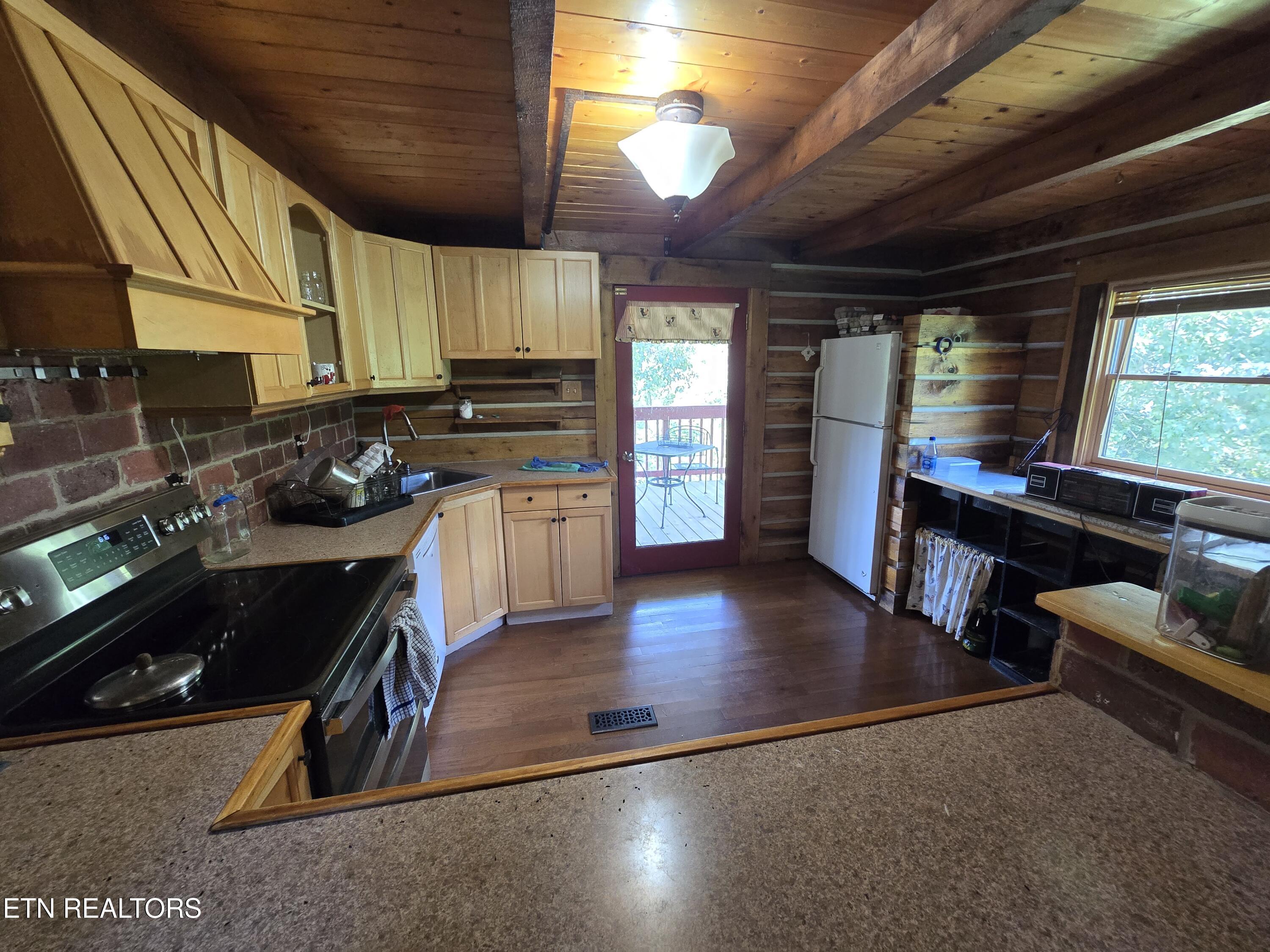 135 Osborne Lane Harrogate TN 37752