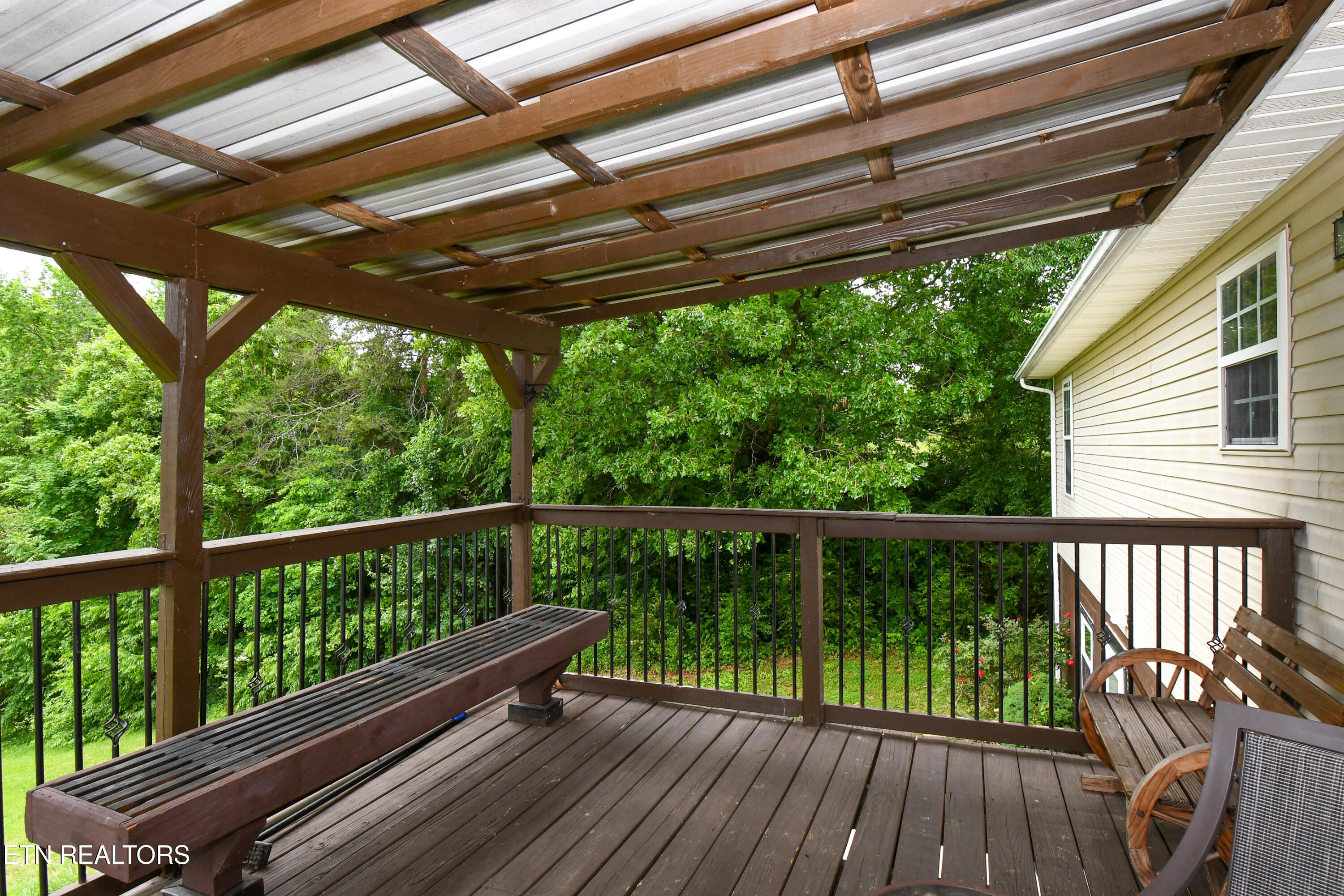 1519 Diamond Head Way Friendsville TN 37737