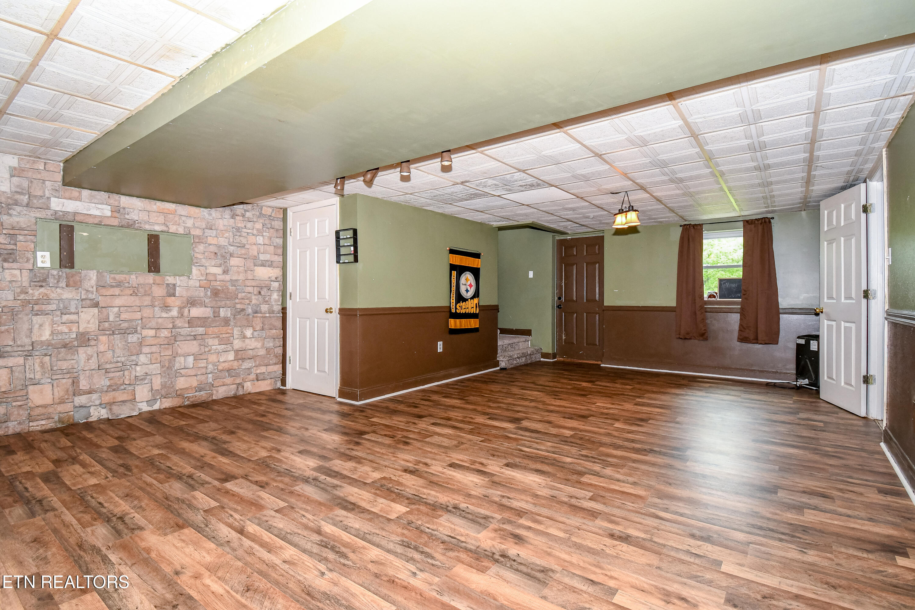 1519 Diamond Head Way Friendsville TN 37737