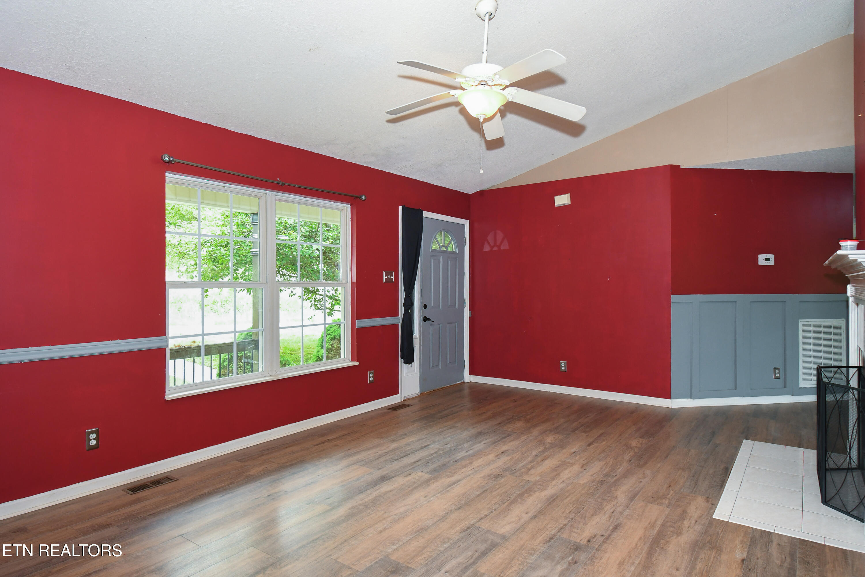 1519 Diamond Head Way Friendsville TN 37737